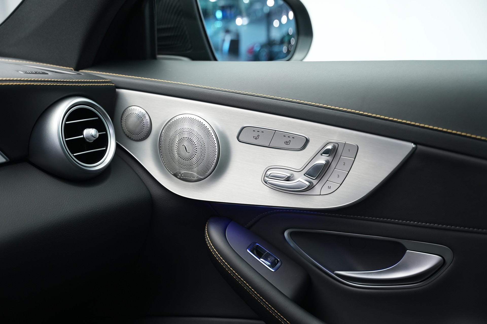 MERCEDES-BENZ C 63 S AMG Premium 9G-tronic *CH-Fahrzeug* *Designo Mattlackierung* *Carbon* *Burmester*-image-38