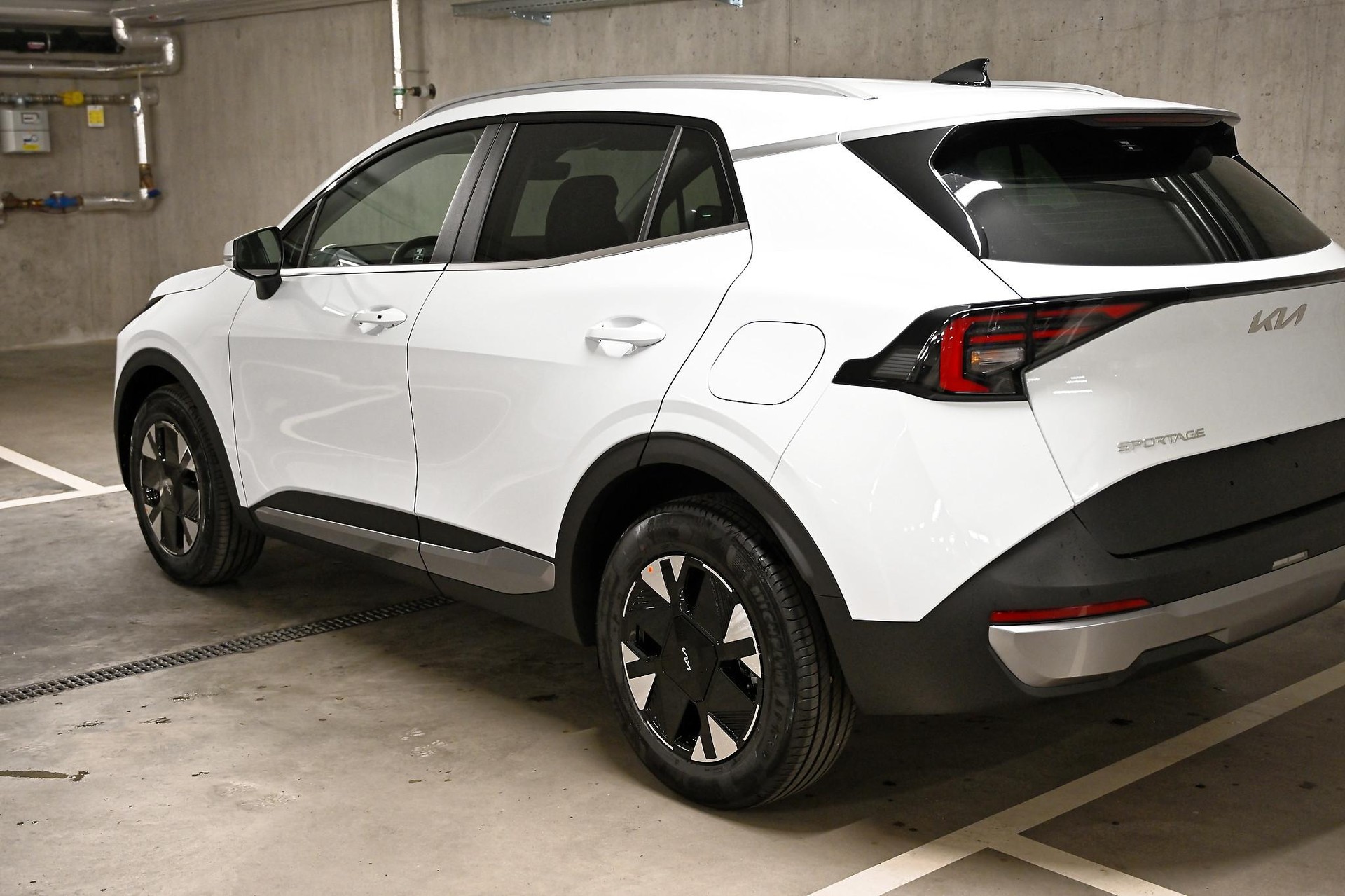 KIA Sportage 1.6 T-GDi Hybrid Power Edition-image-13