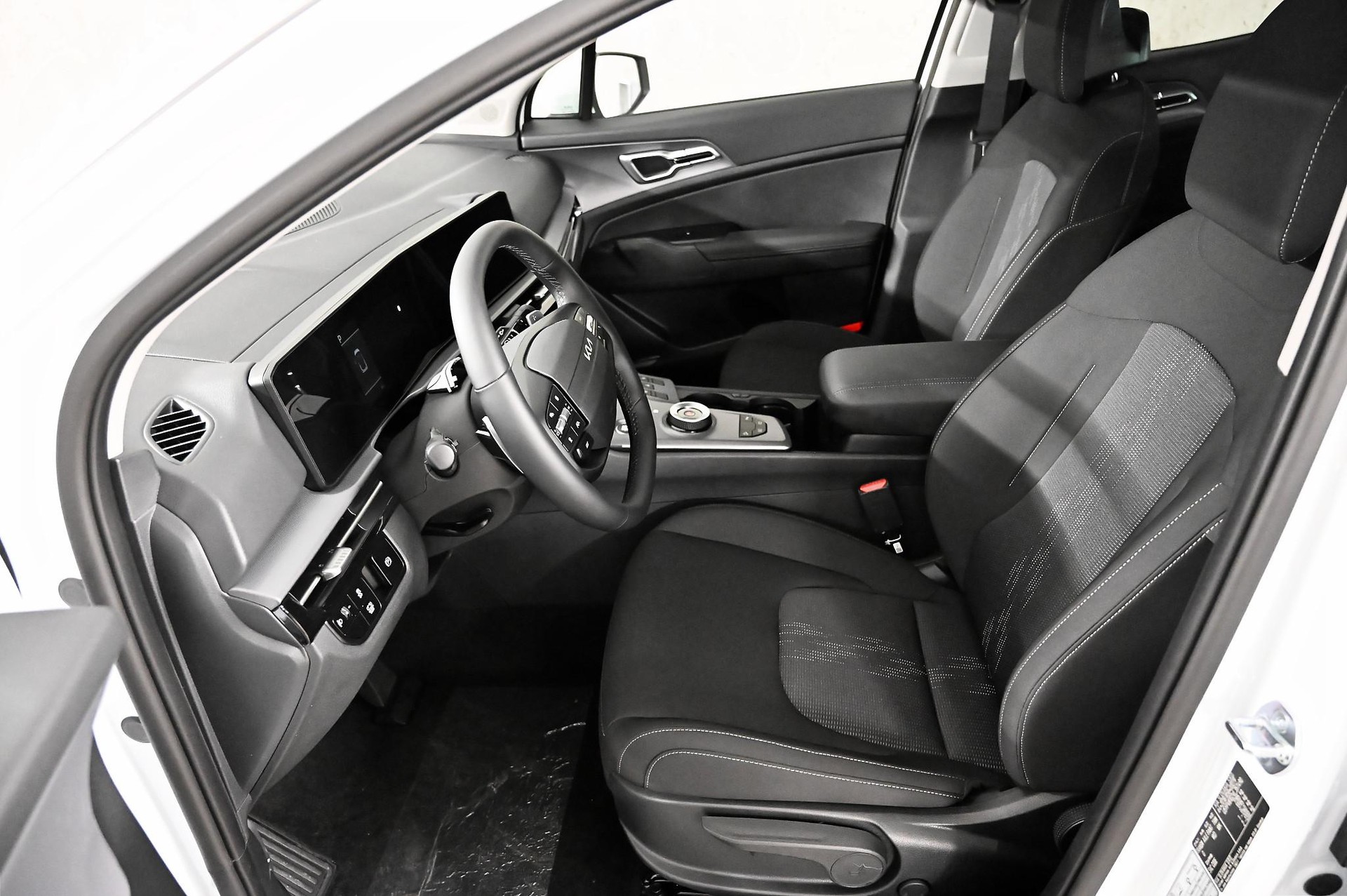 KIA Sportage 1.6 T-GDi Hybrid Power Edition-image-2