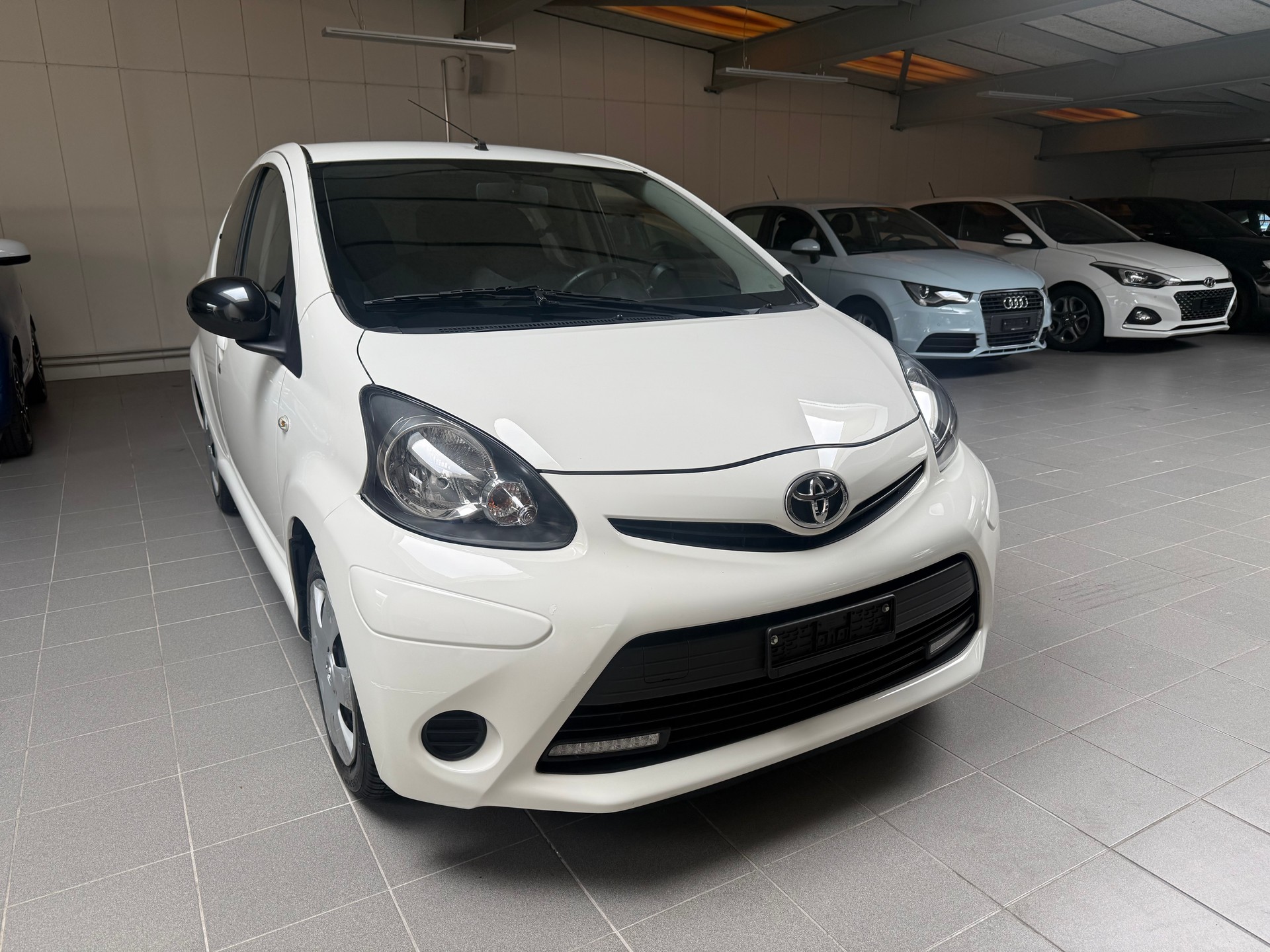 TOYOTA Aygo 1.0 VVT-i Luna-image-3
