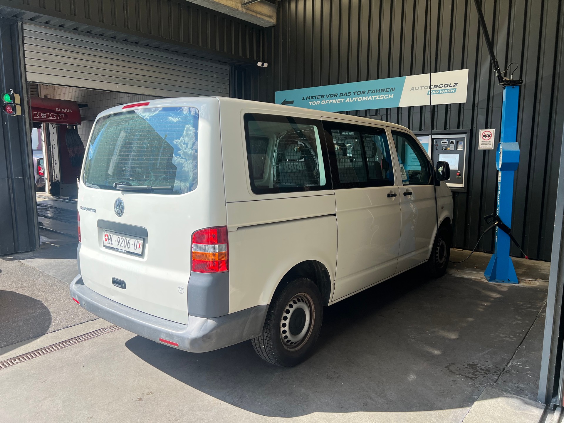 VW T5 2.0-image-3