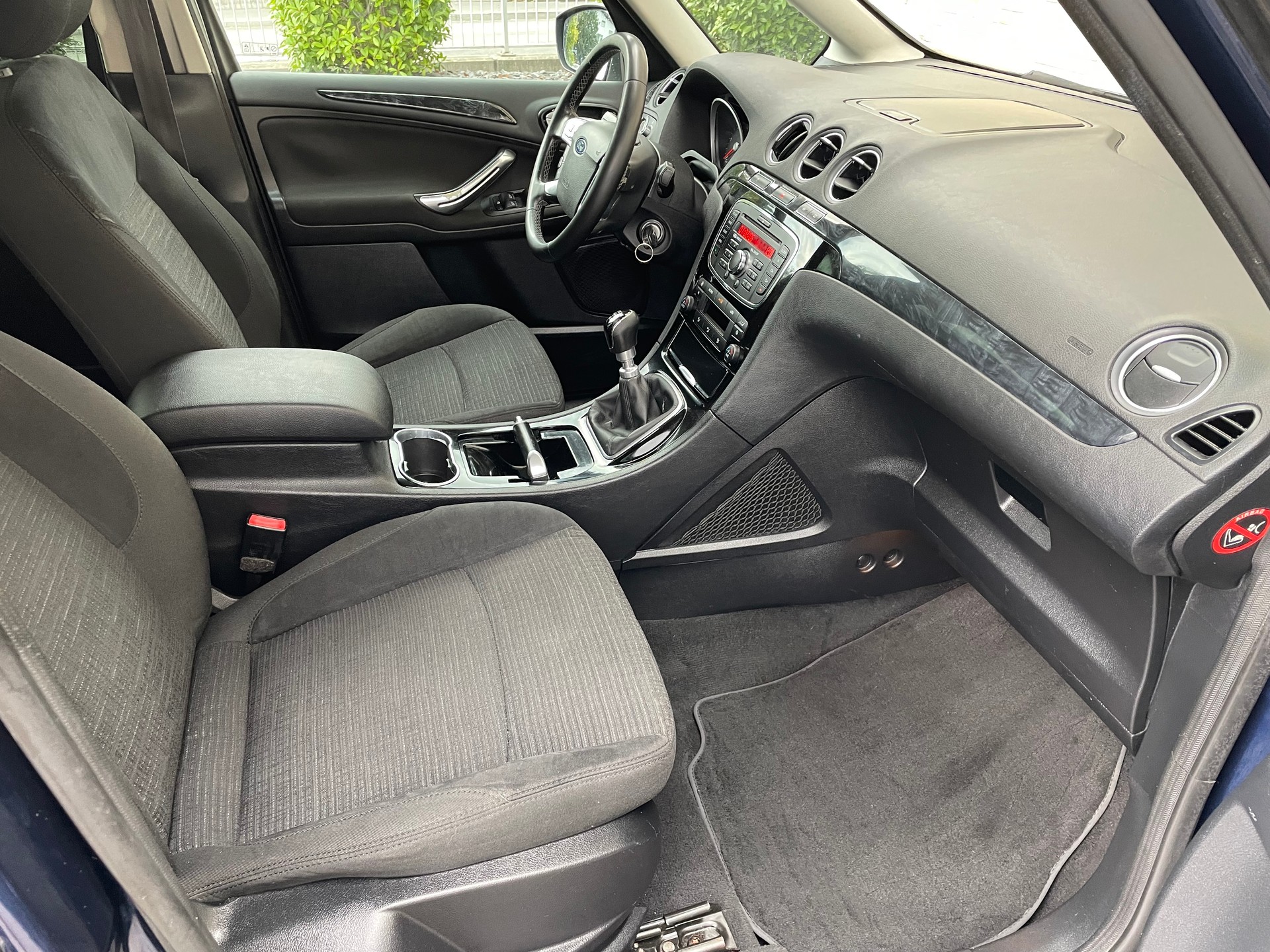 FORD Galaxy 2.0 TDCi KNIE-Edition-image-12