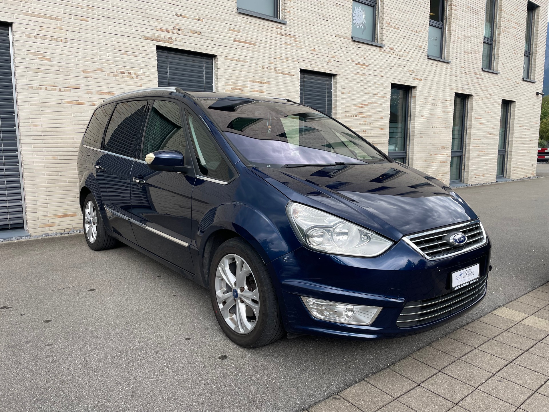 FORD Galaxy 2.0 TDCi KNIE-Edition-image-4