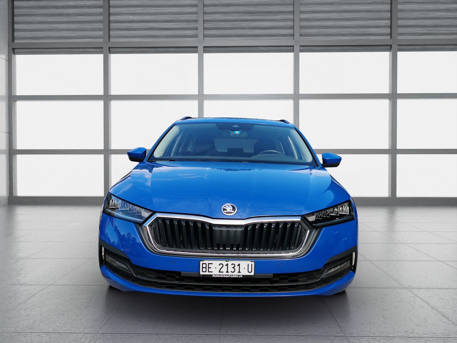 SKODA Octavia Combi 2.0 TDI DSG Ambition 4x4-image-4