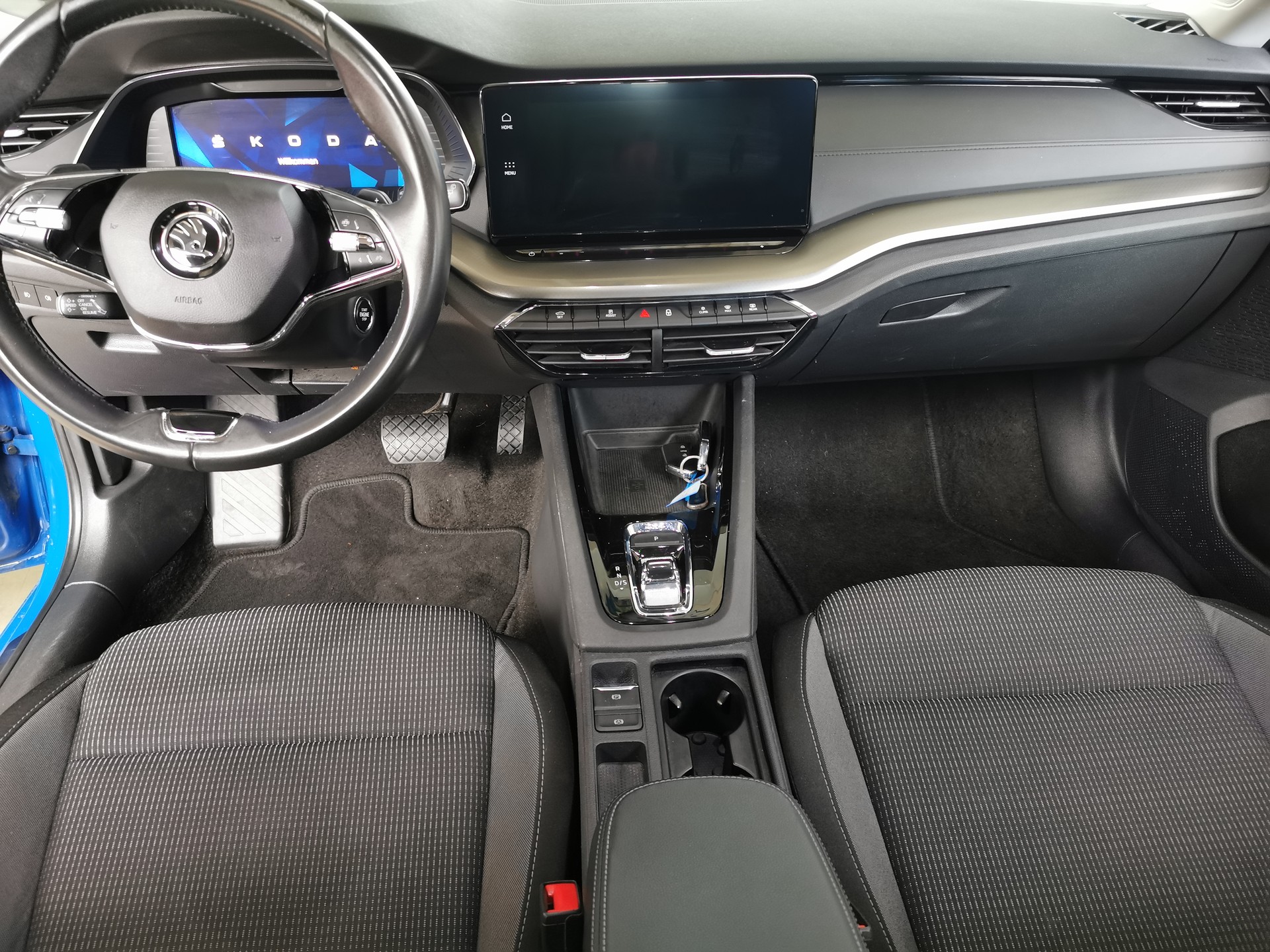 SKODA Octavia Combi 2.0 TDI DSG Ambition 4x4-image-5