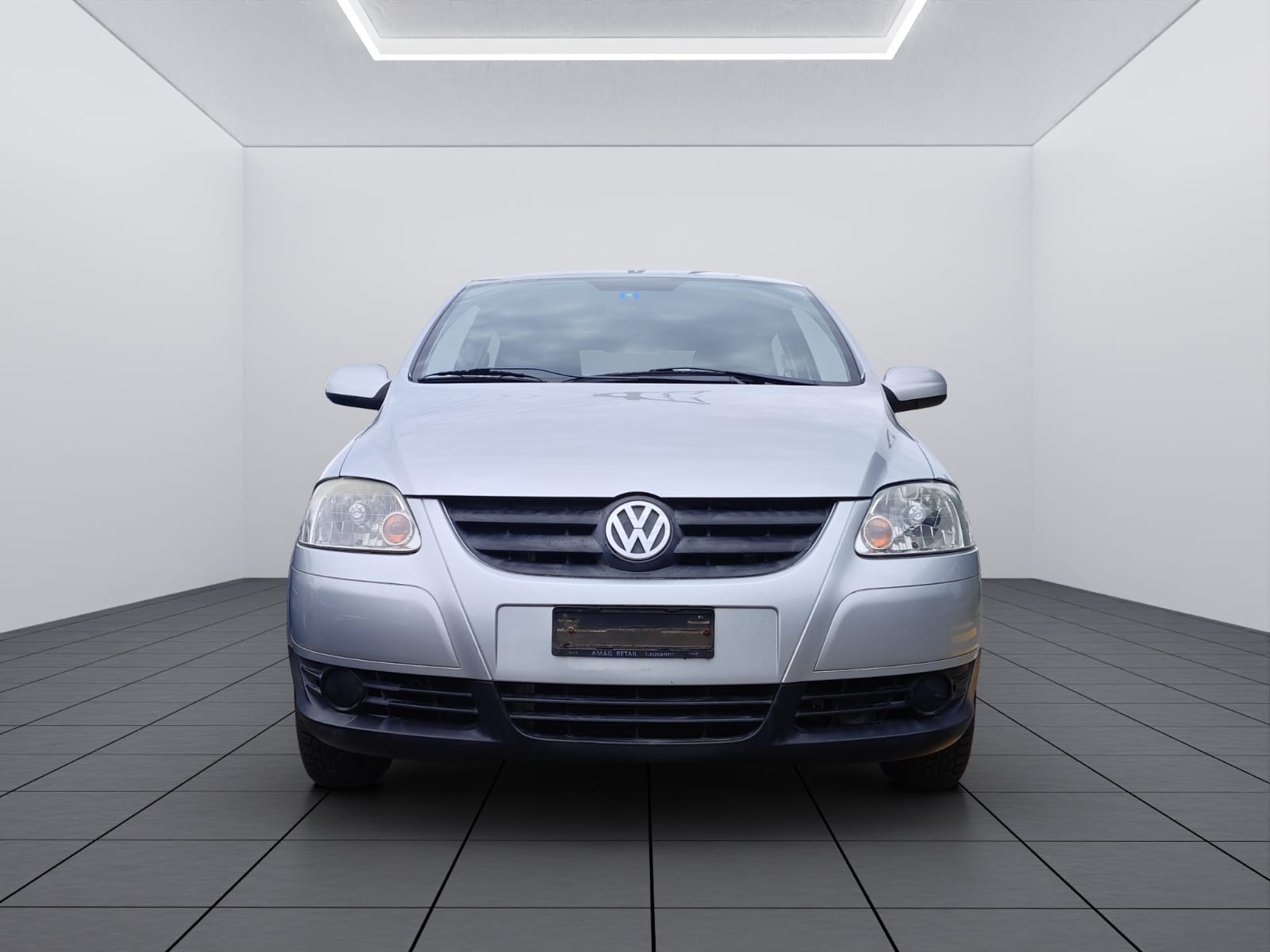 VW Fox 1.2-showroom-element-1