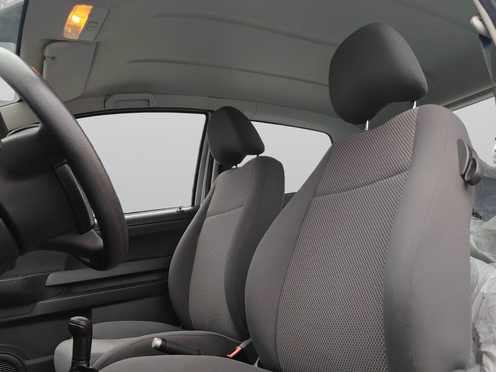 VW Fox 1.2-image-9