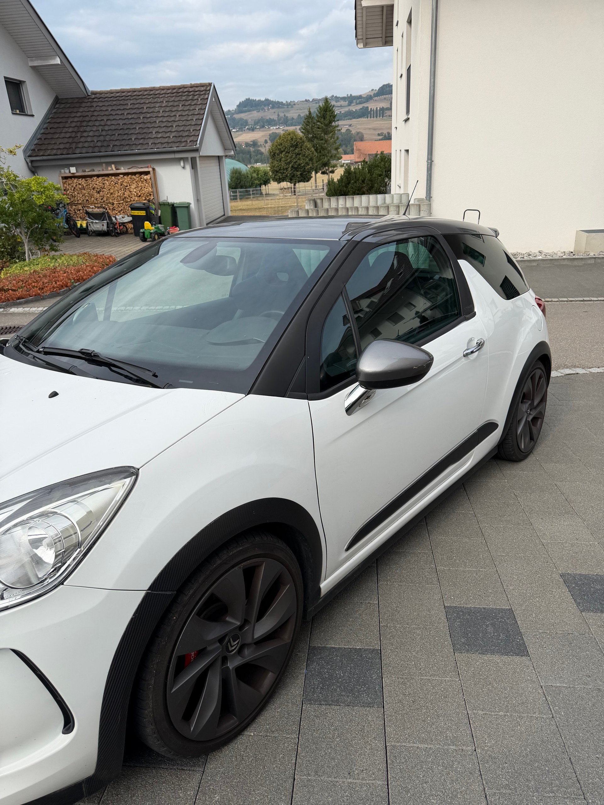 CITROEN DS3 Racing-image-12