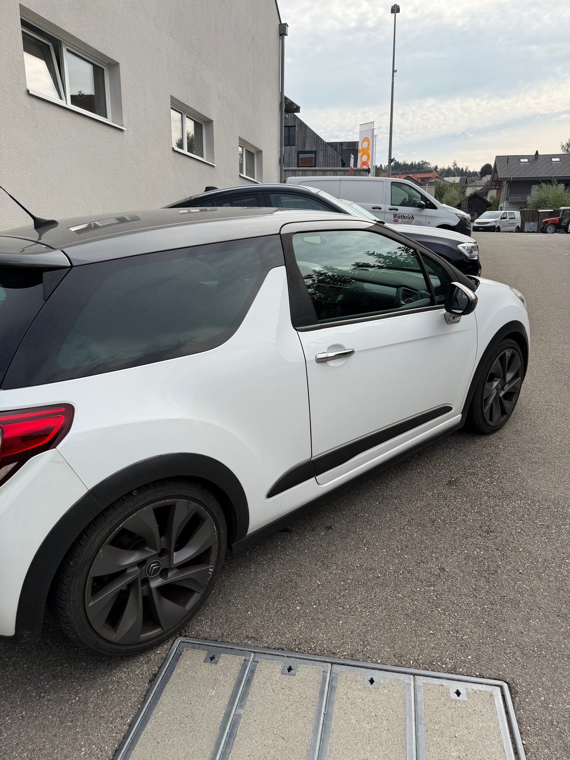CITROEN DS3 Racing-image-7