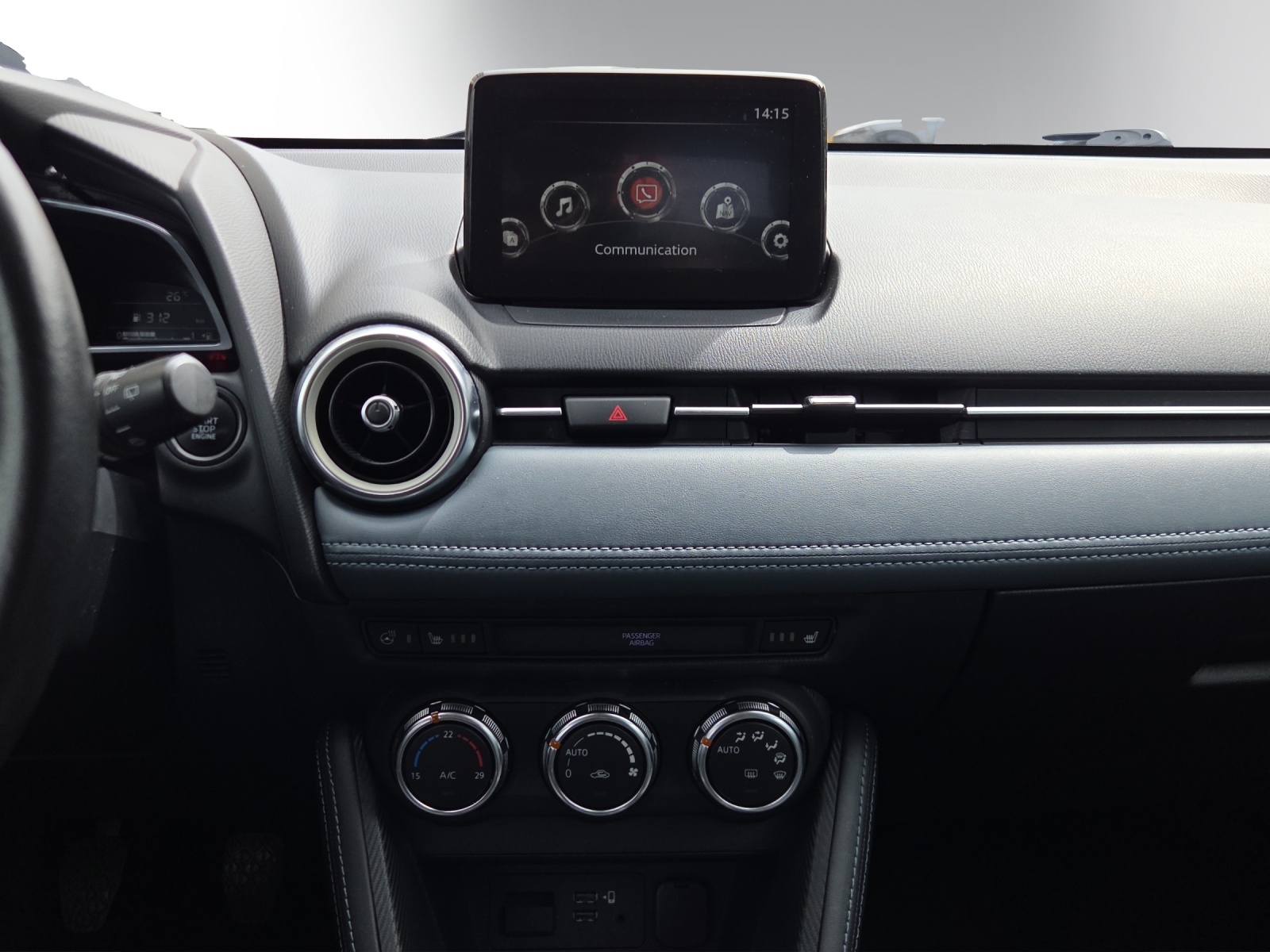 MAZDA 2 SKYACTIV-G 90 Mild Hybrid Revolution-image-12