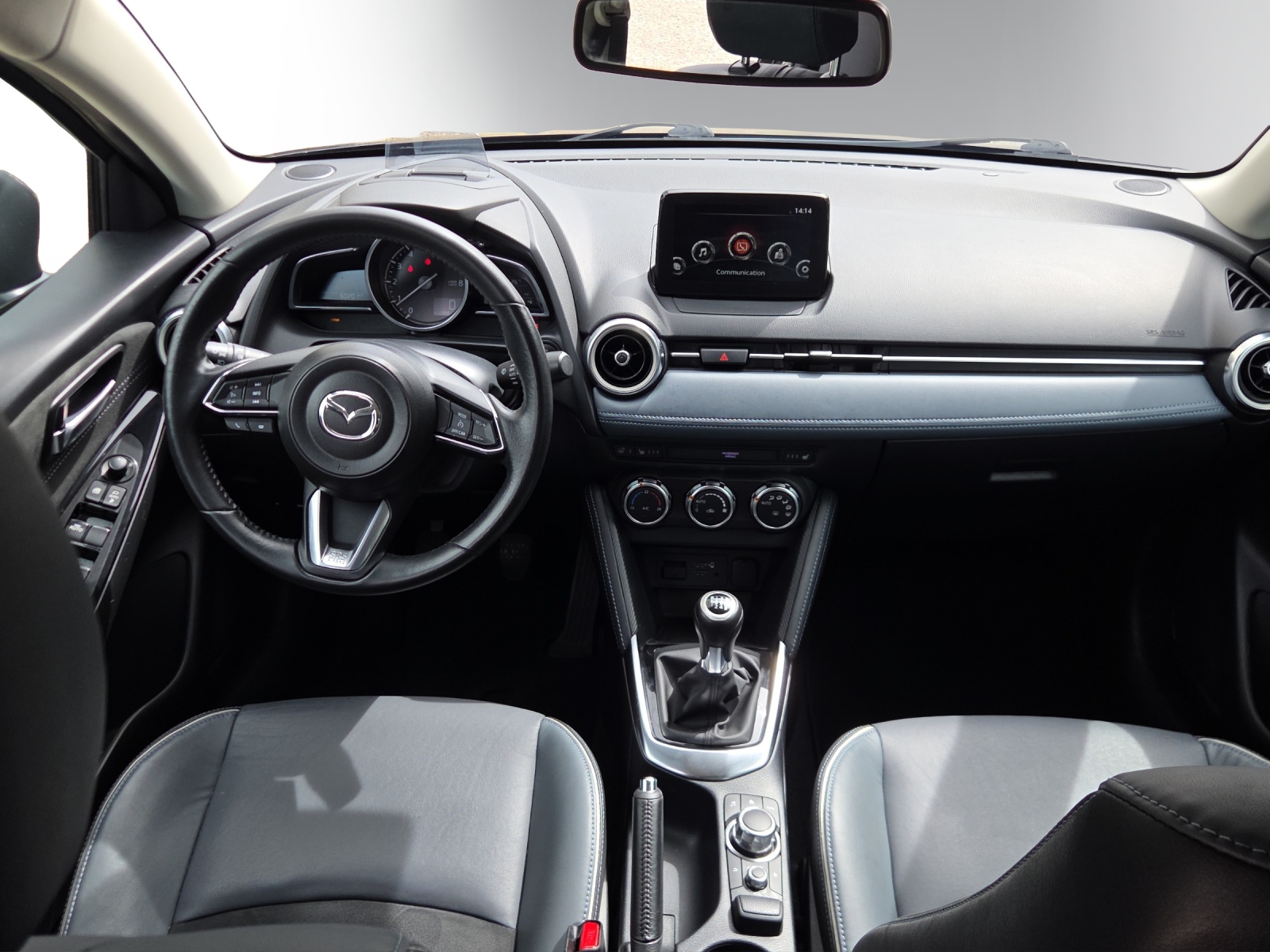 MAZDA 2 SKYACTIV-G 90 Mild Hybrid Revolution-image-10