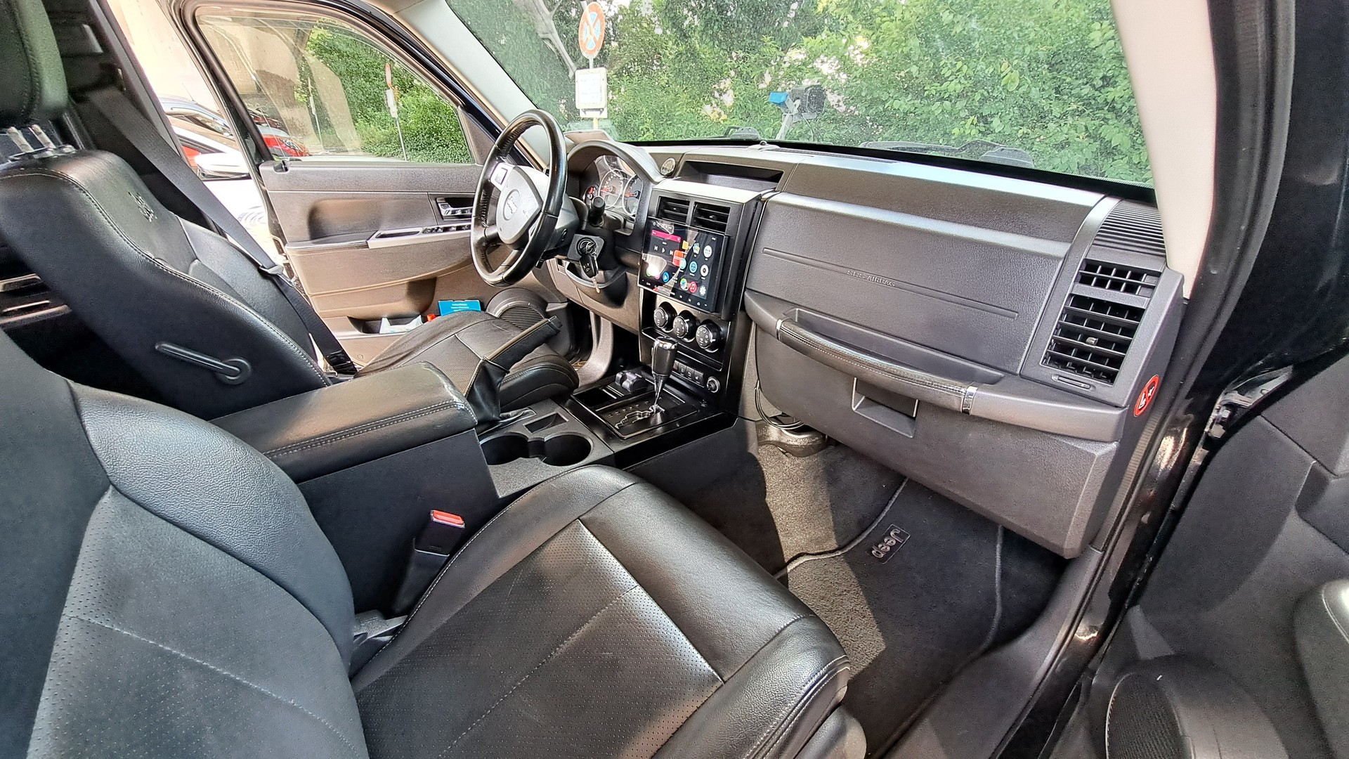 JEEP 3.7 V6 Limited-image-2