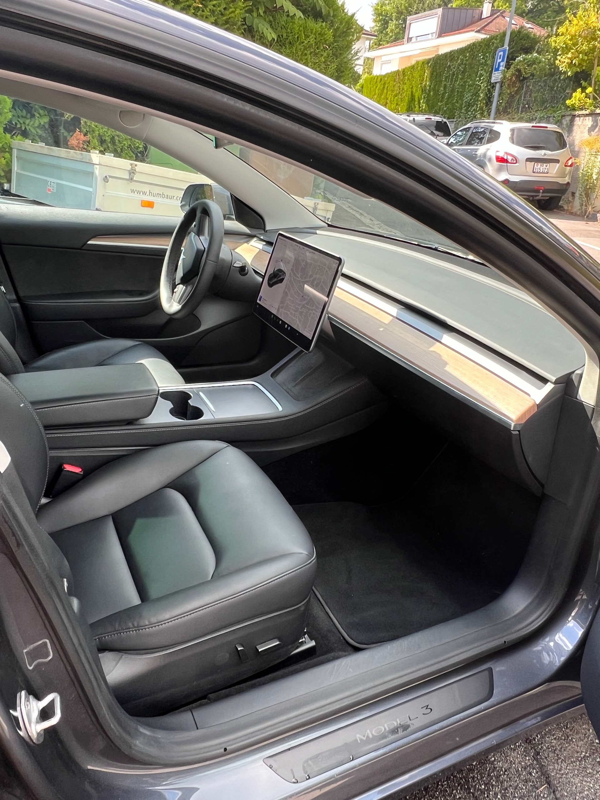 TESLA Performance D-image-5