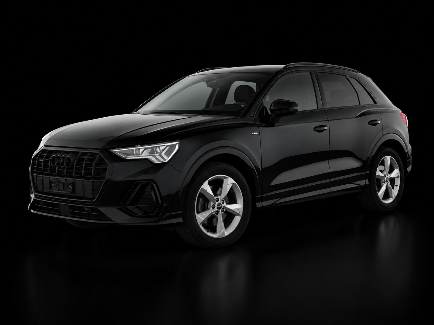 AUDI Q3 Sportback 40 TDI S line quattro S-tronic-image-0