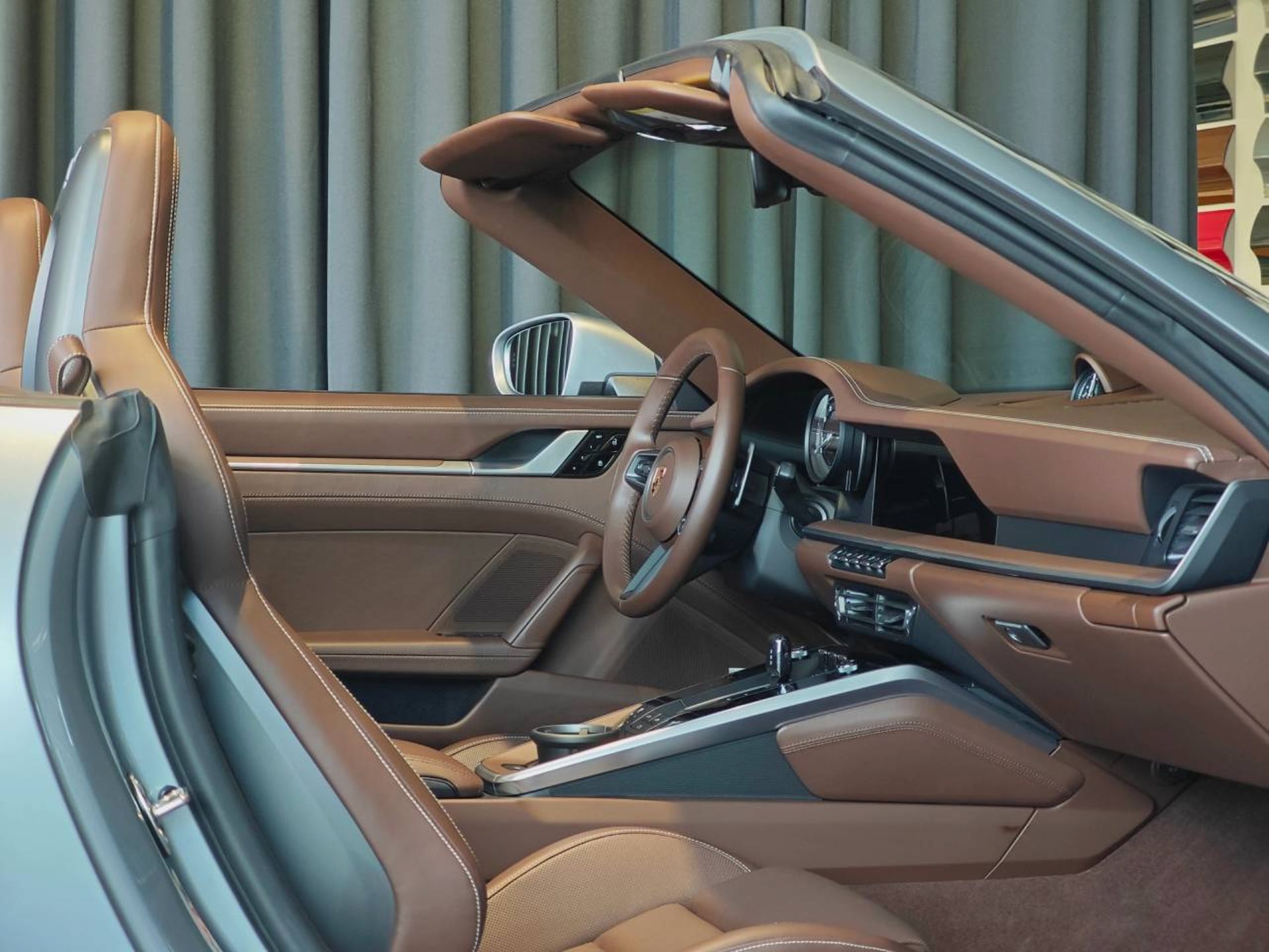 PORSCHE 911 Carrera S Cabriolet-showroom-element-3