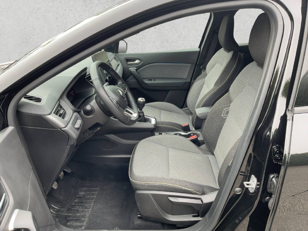 RENAULT Captur 1.3 TCe 140 techno-image-8