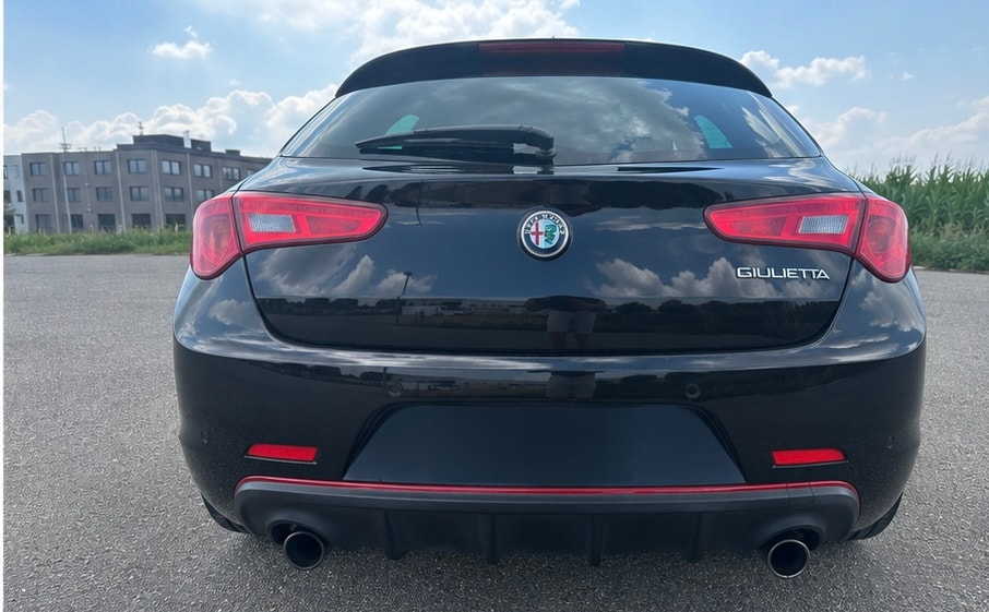ALFA ROMEO 1750 TBi Veloce TCT-image-1
