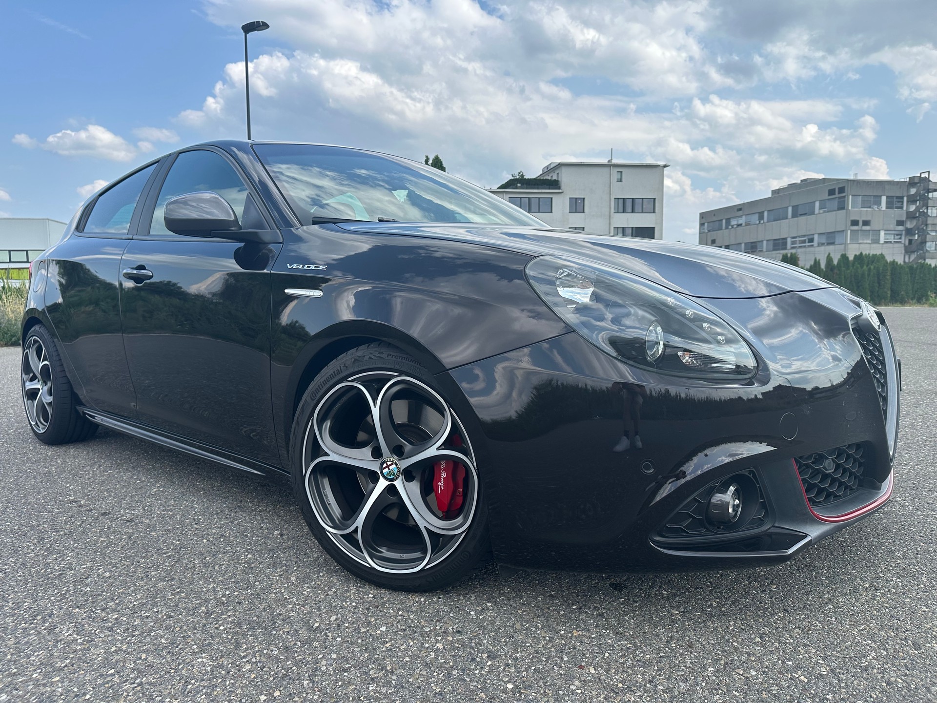 ALFA ROMEO 1750 TBi Veloce TCT-image-0