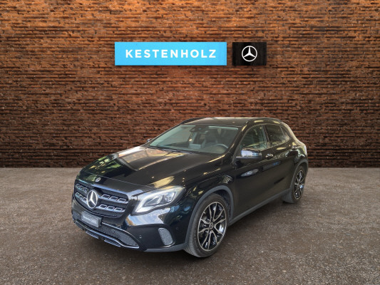 MERCEDES-BENZ GLA 200 Night Star-image-0