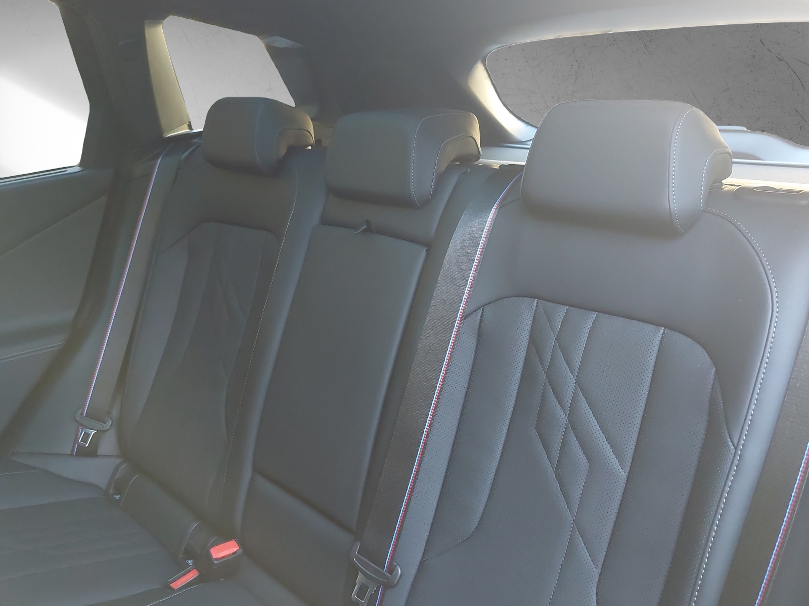 BMW X3 xDrive 30e M Sport Pro-image-16
