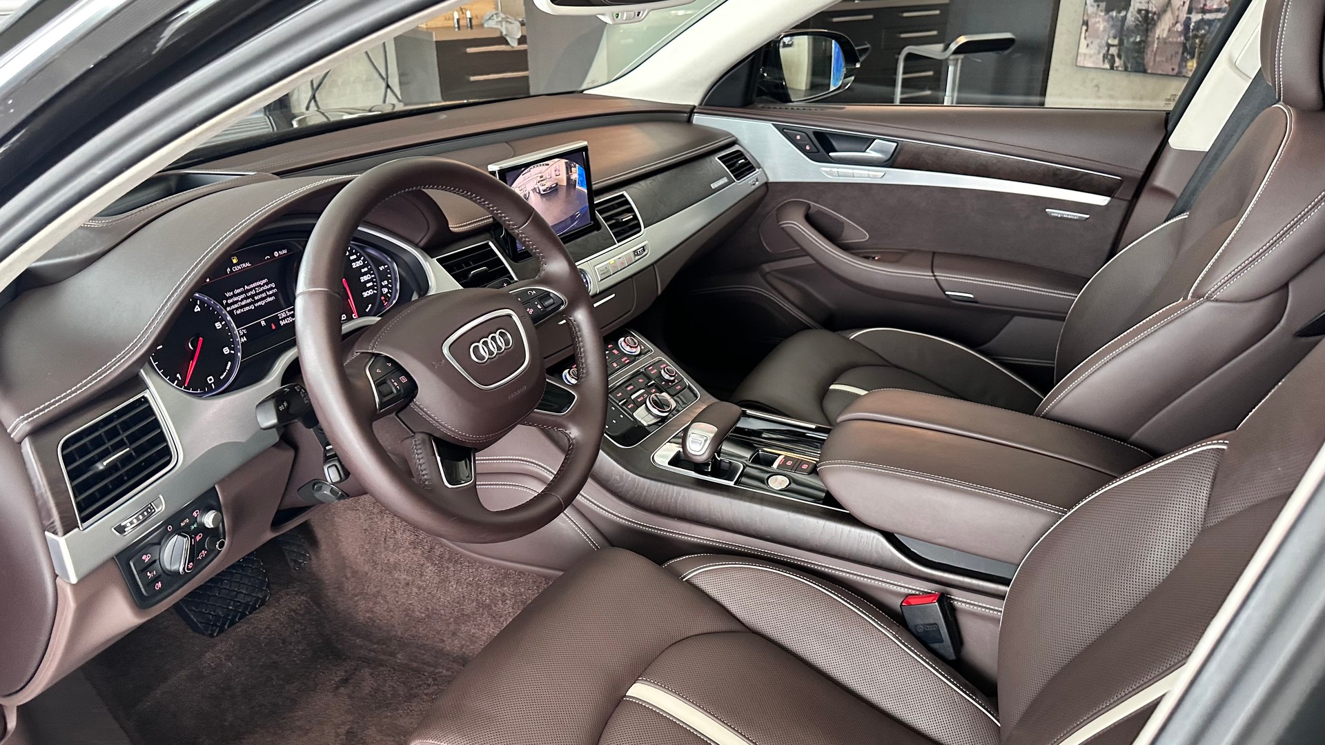 AUDI A8 3.0 V6 TDI quattro T-Tronic-image-19