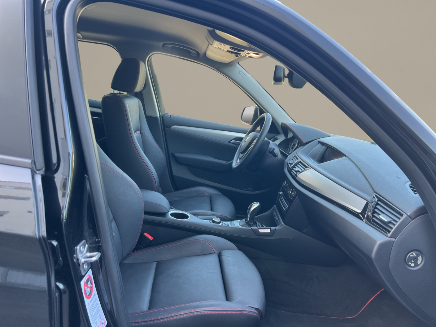 BMW X1 E84 20d xDrive-image-9