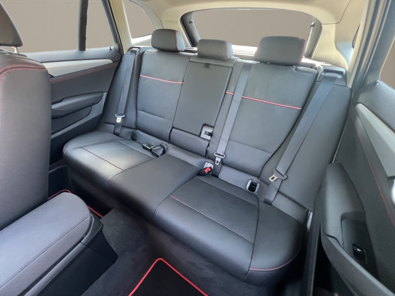 BMW X1 E84 20d xDrive-image-21