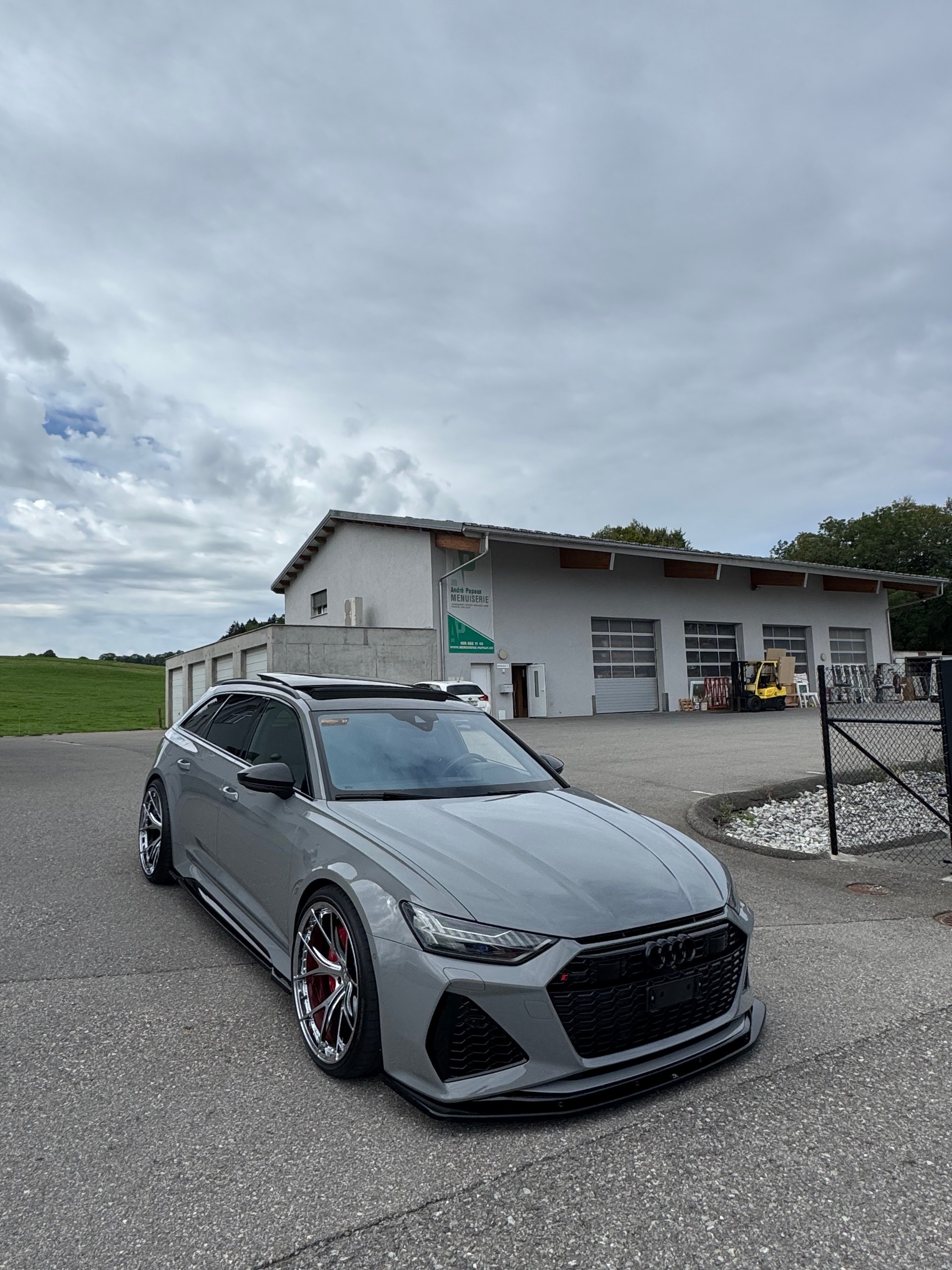 AUDI RS6 Avant 4.0 TFSI V8 quattro-image-0