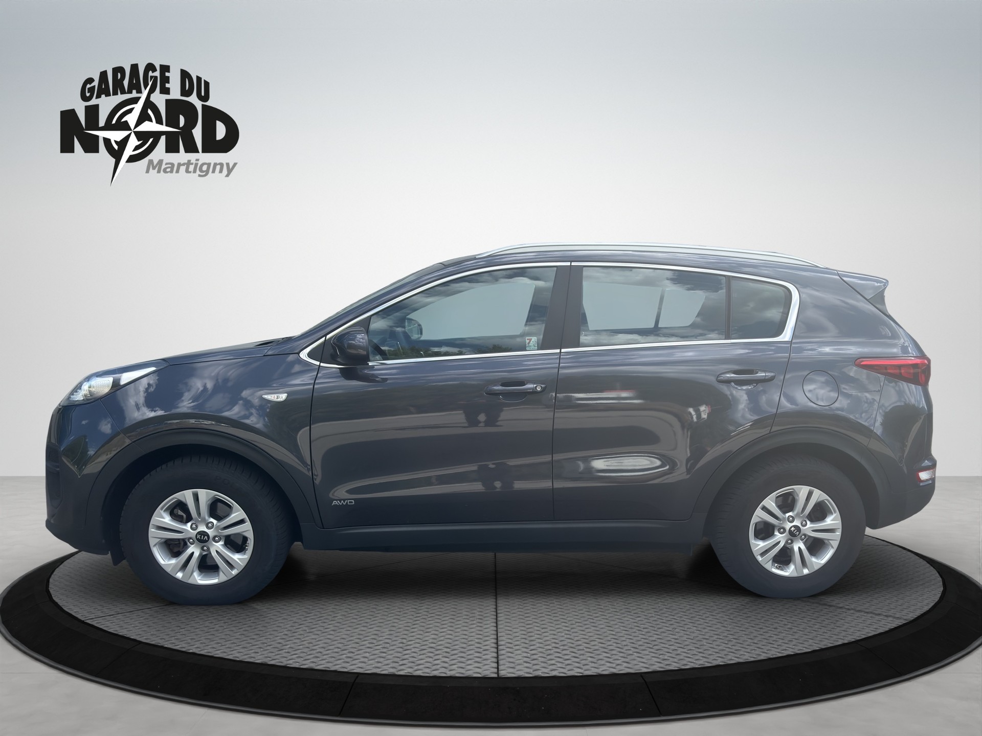 KIA Sportage 2.0CRDi LX 4WD-image-2