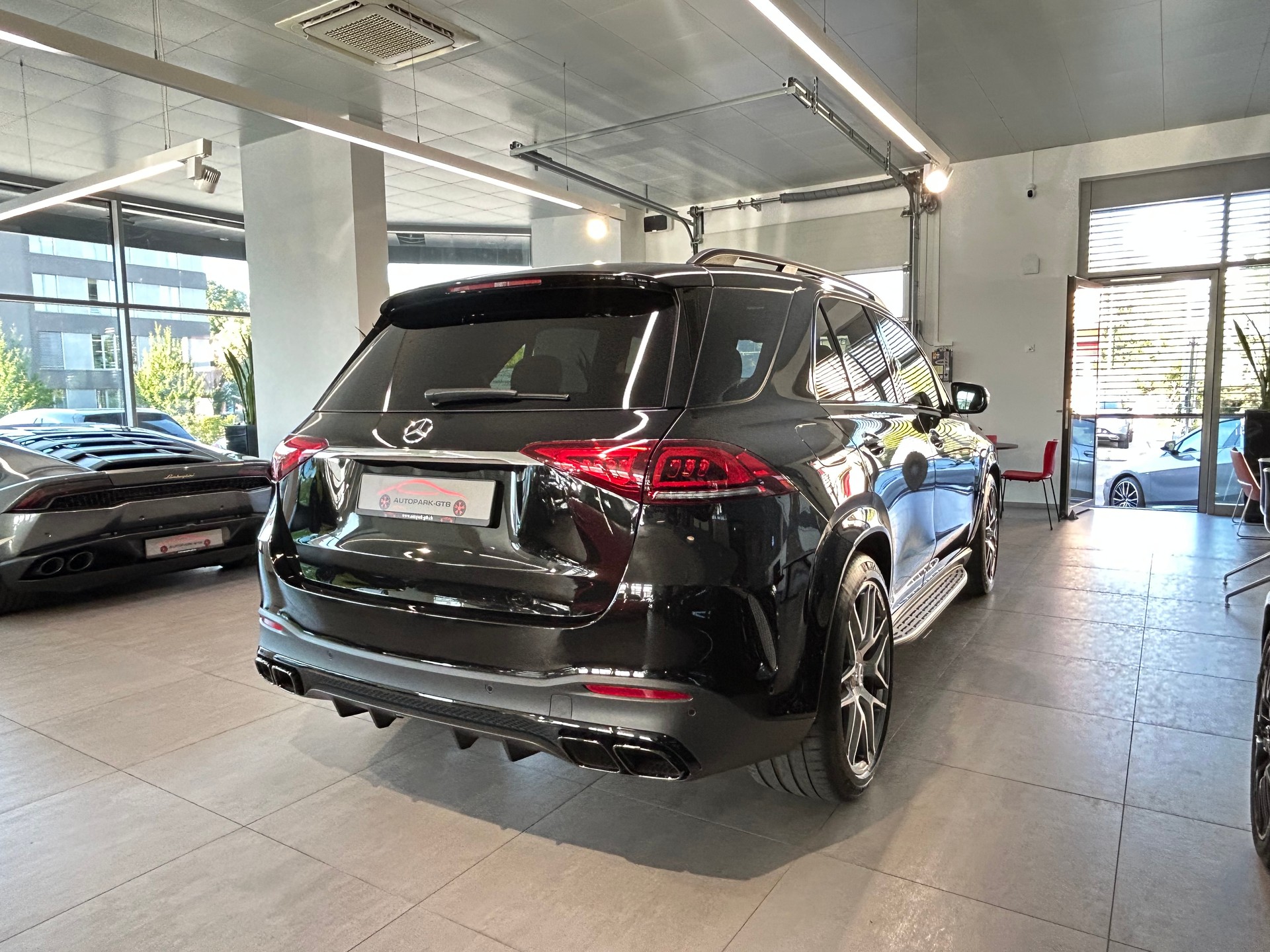 MERCEDES-BENZ GLE 63 S AMG 4Matic+ 9G-Speedshift-image-6