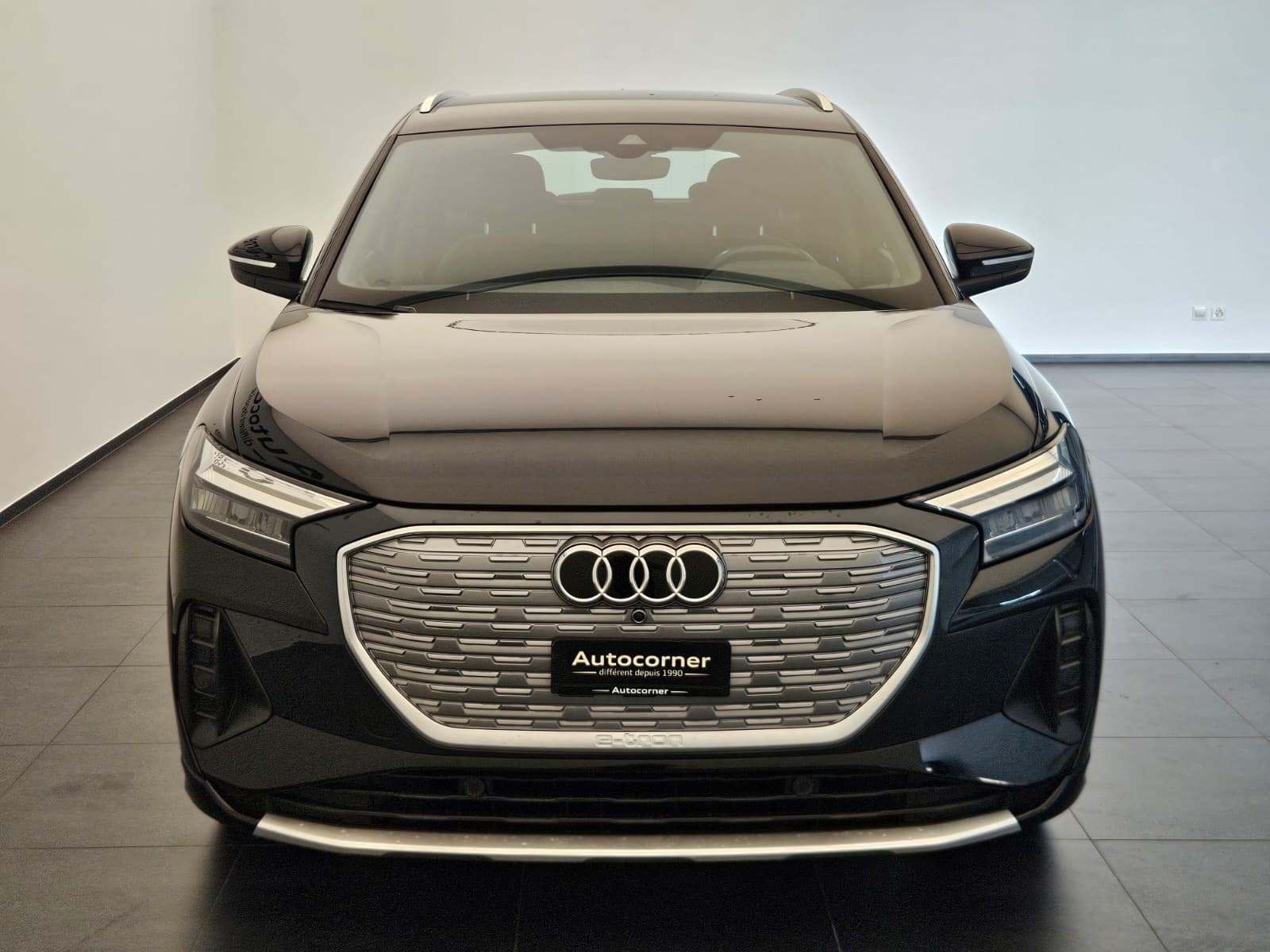 AUDI Q4 e-tron 50 quattro-image-3