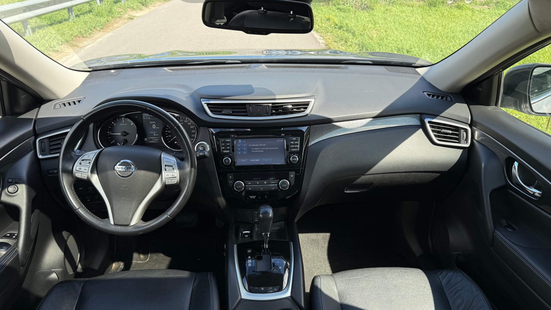 NISSAN X-Trail 2.0 dCi tekna Xtronic CVT ALL-MODE 4x4-image-9