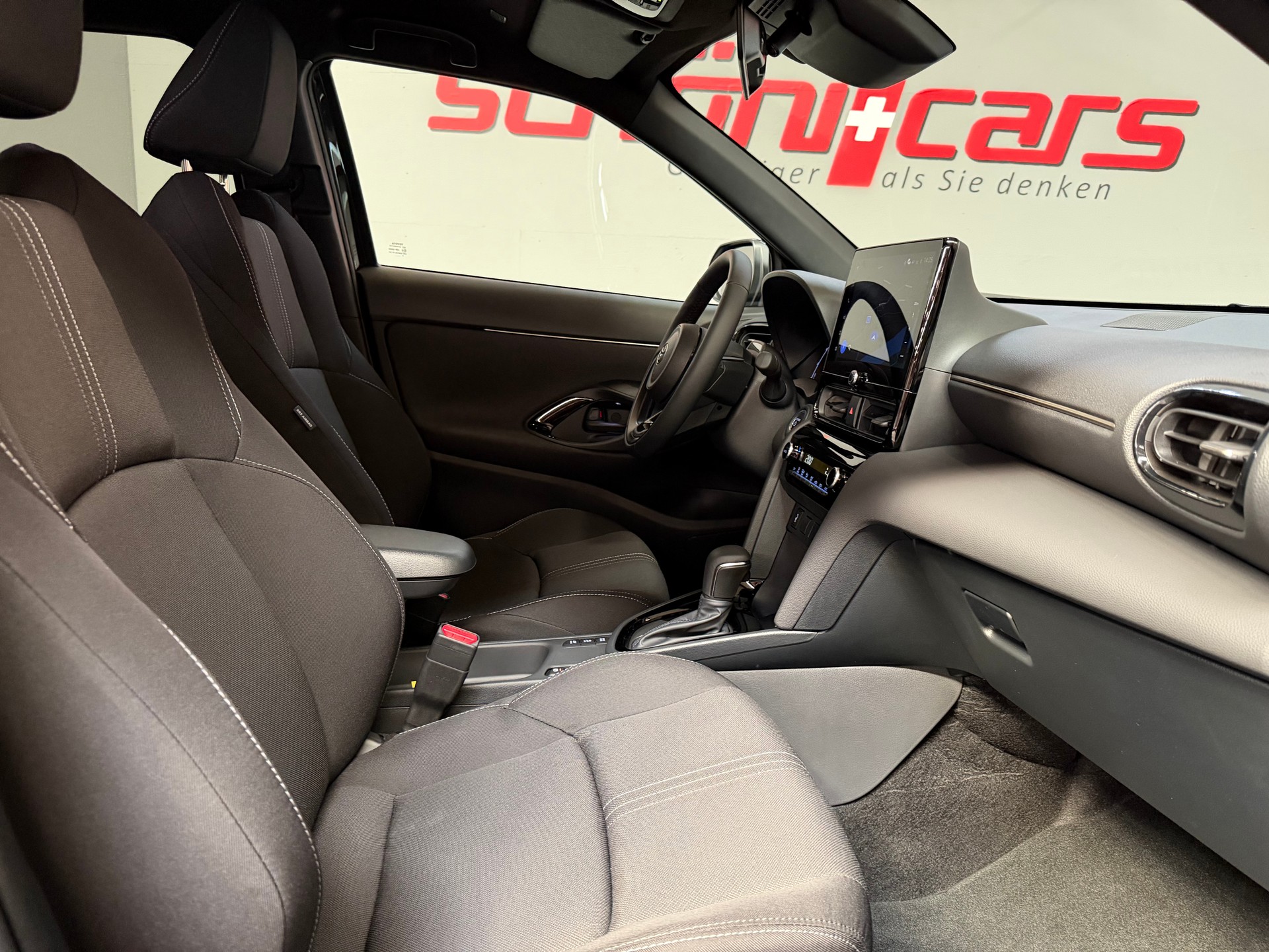 TOYOTA Yaris Cross 1.5 Trend e-CVT NEUS MODELL-image-17