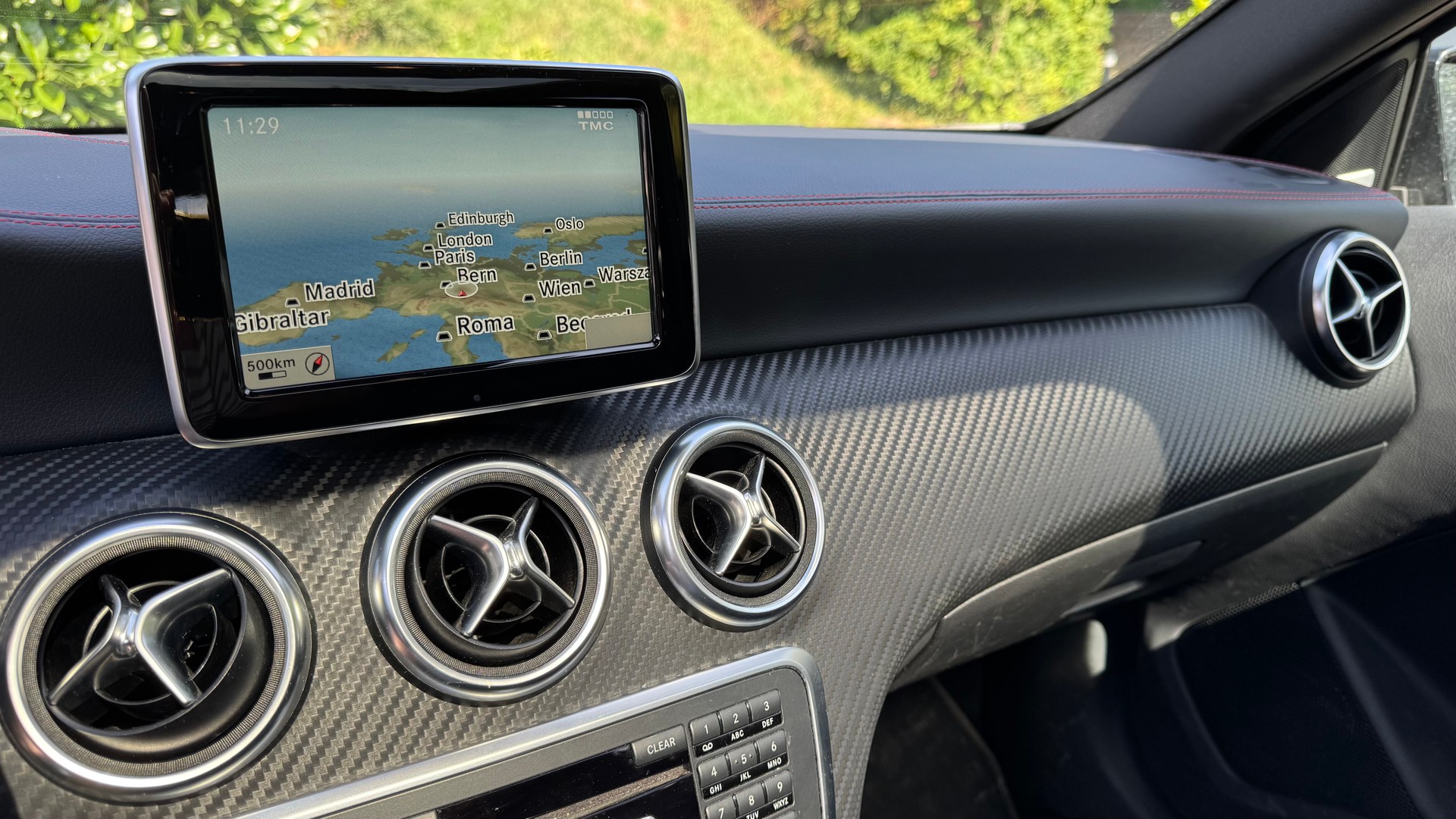 MERCEDES-BENZ A 250 AMG Line 4m-image-6