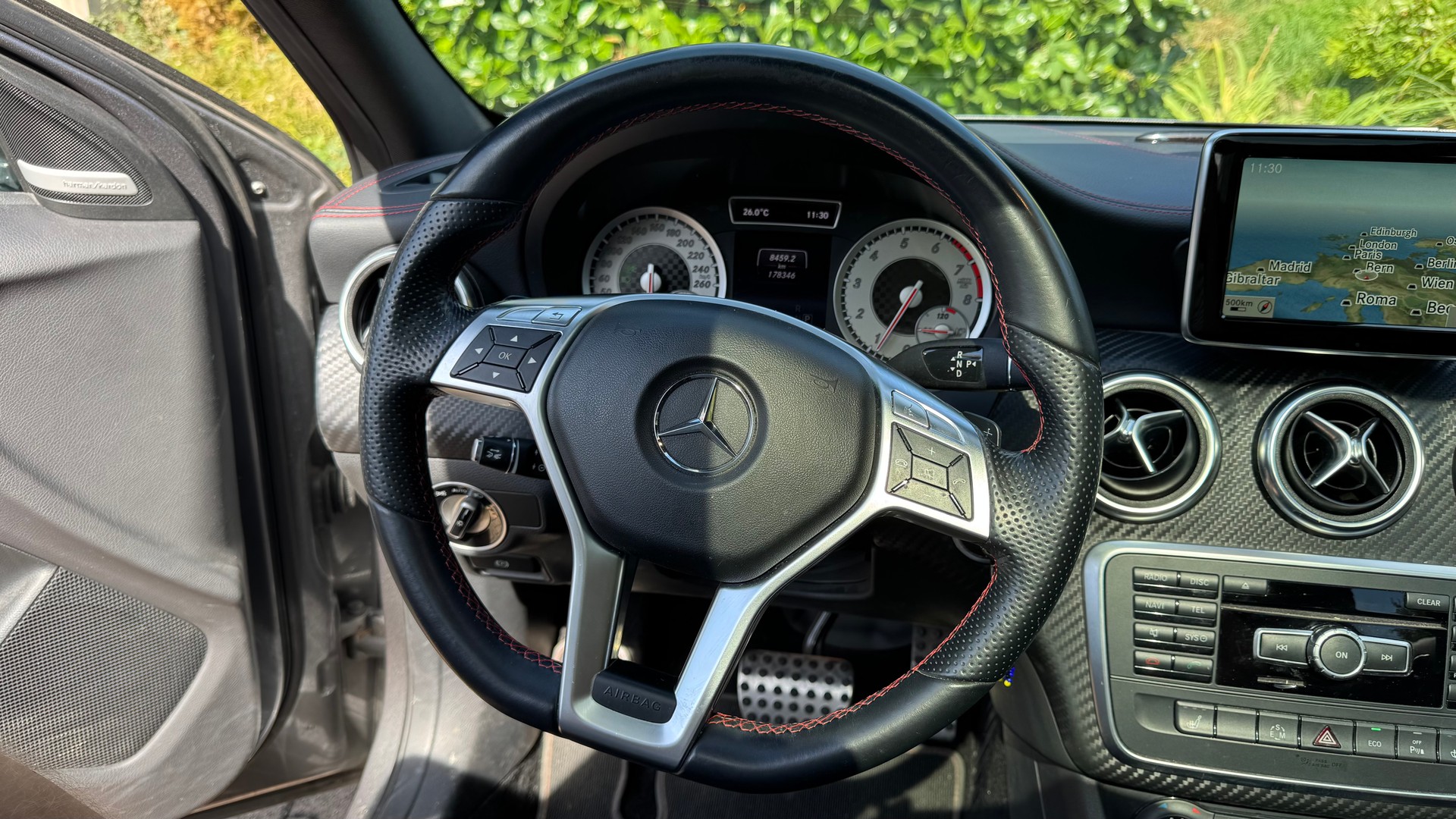 MERCEDES-BENZ A 250 AMG Line 4m-image-3