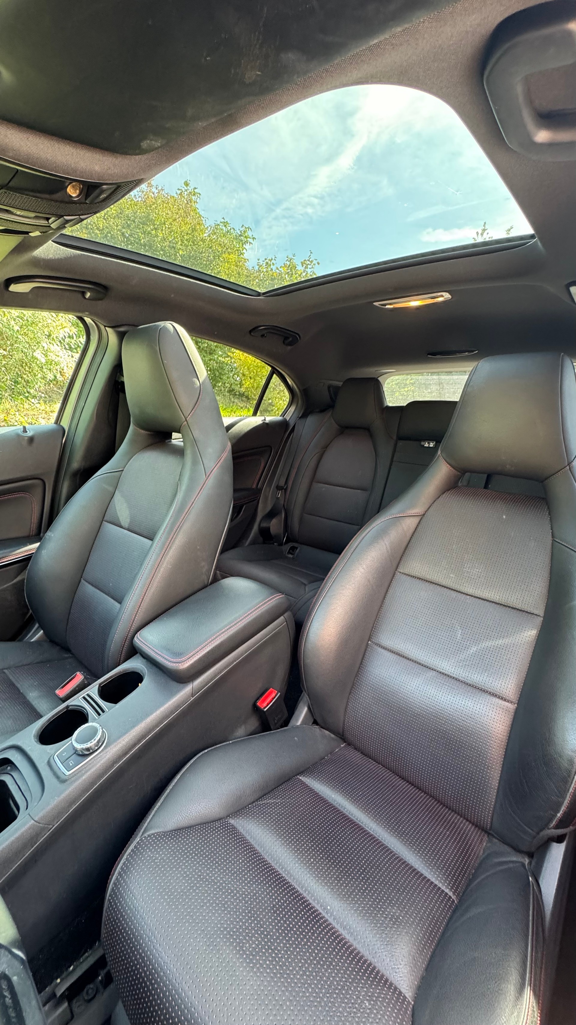 MERCEDES-BENZ A 250 AMG Line 4m-image-4