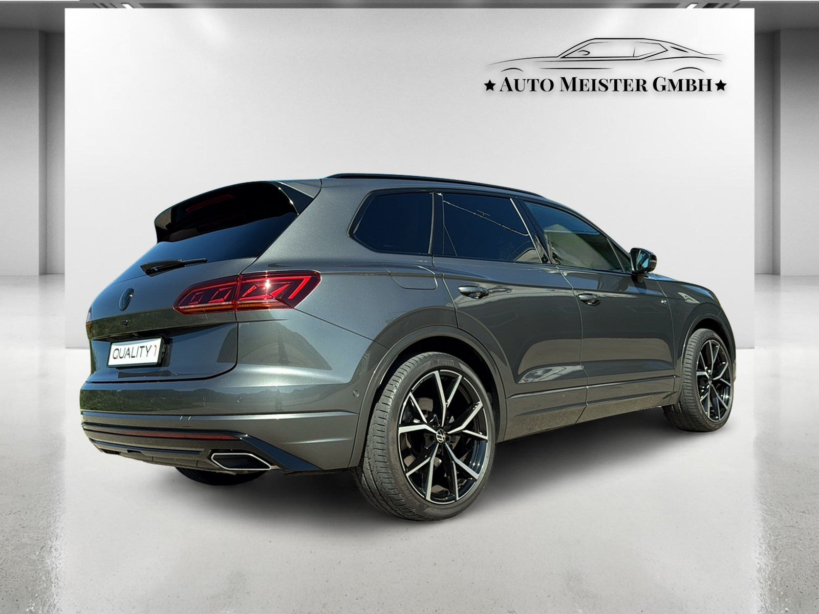 VW Touareg 3.0 TSI eHybrid R Tiptronic-image-3