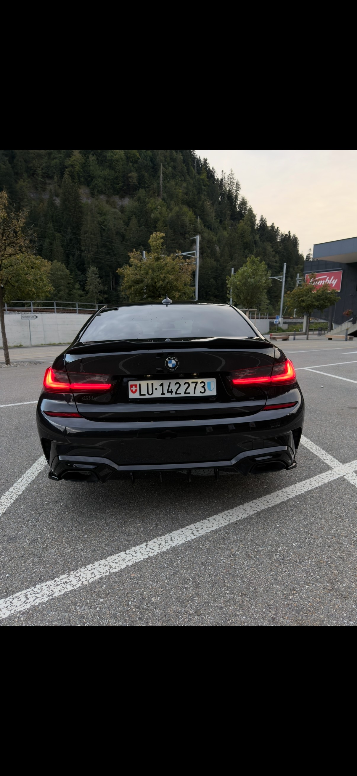 BMW dÄHLer M340i xDrive-image-2