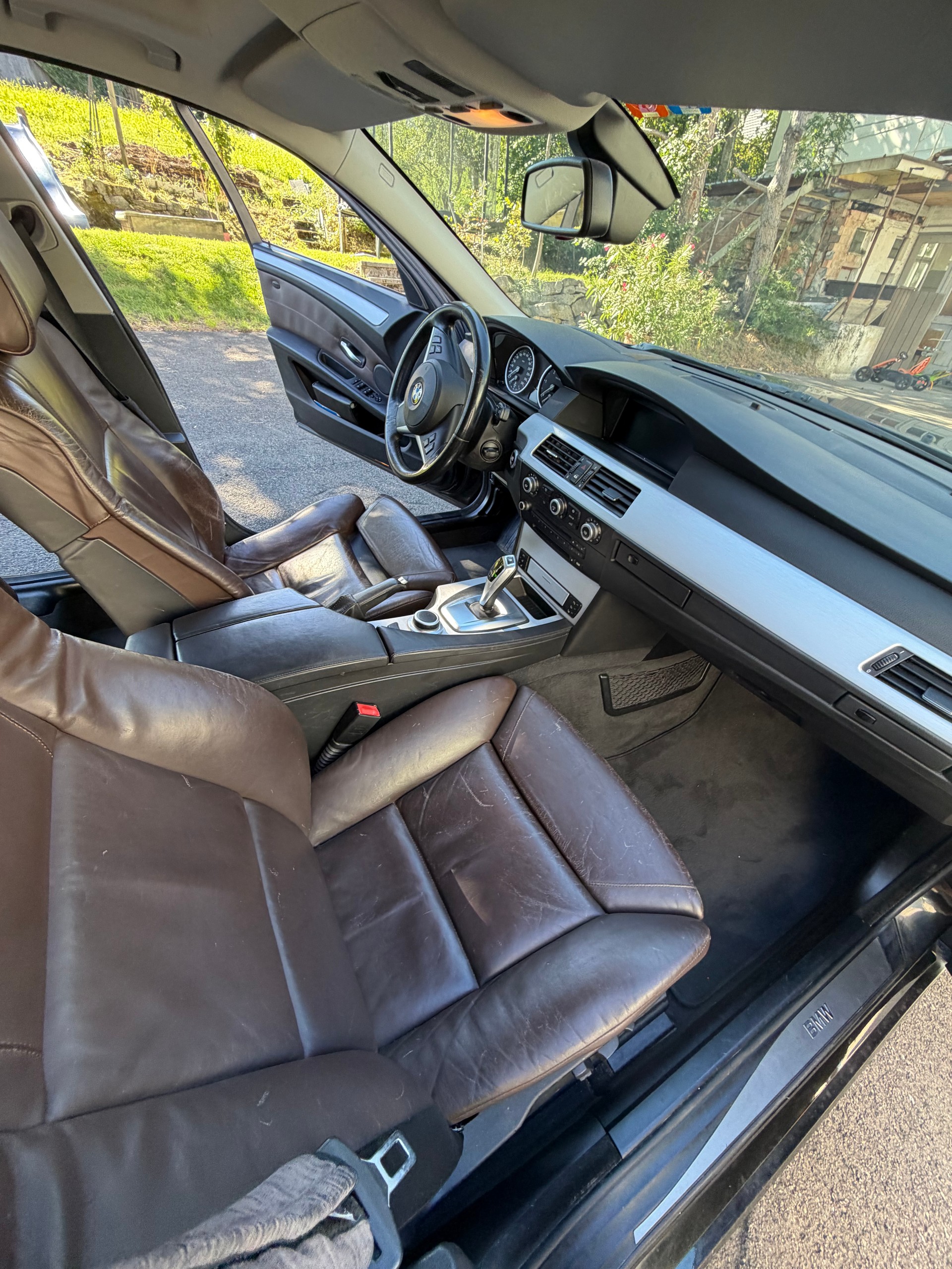 BMW 530xd Touring-image-12