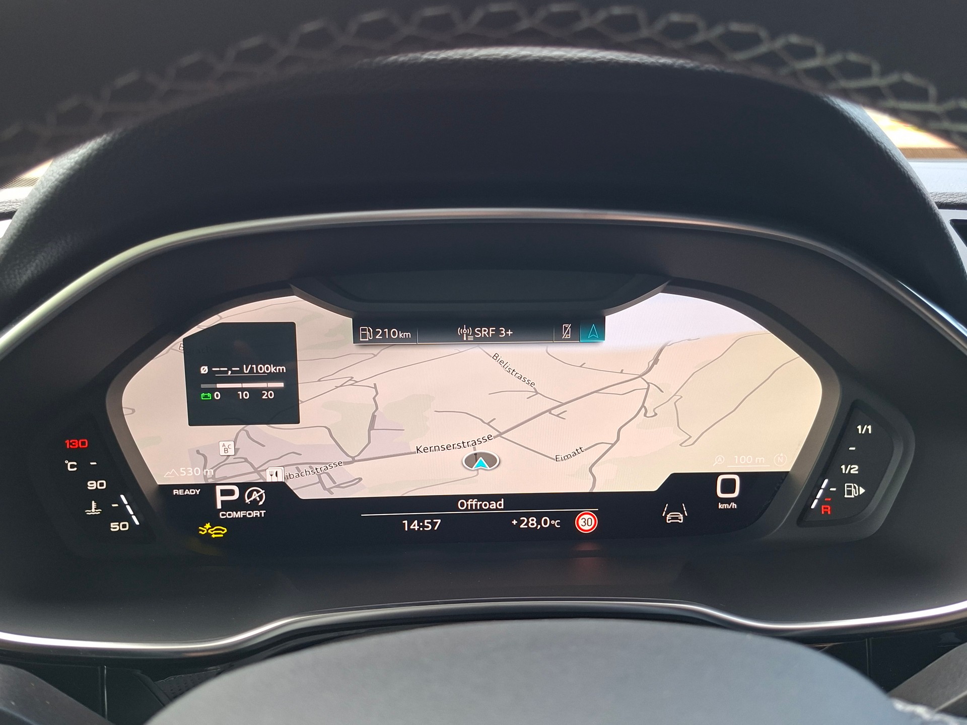AUDI Q3 Sportback 35 TFSI Attraction S-tronic *Anhängerkupplung+Servicepaket*-image-9