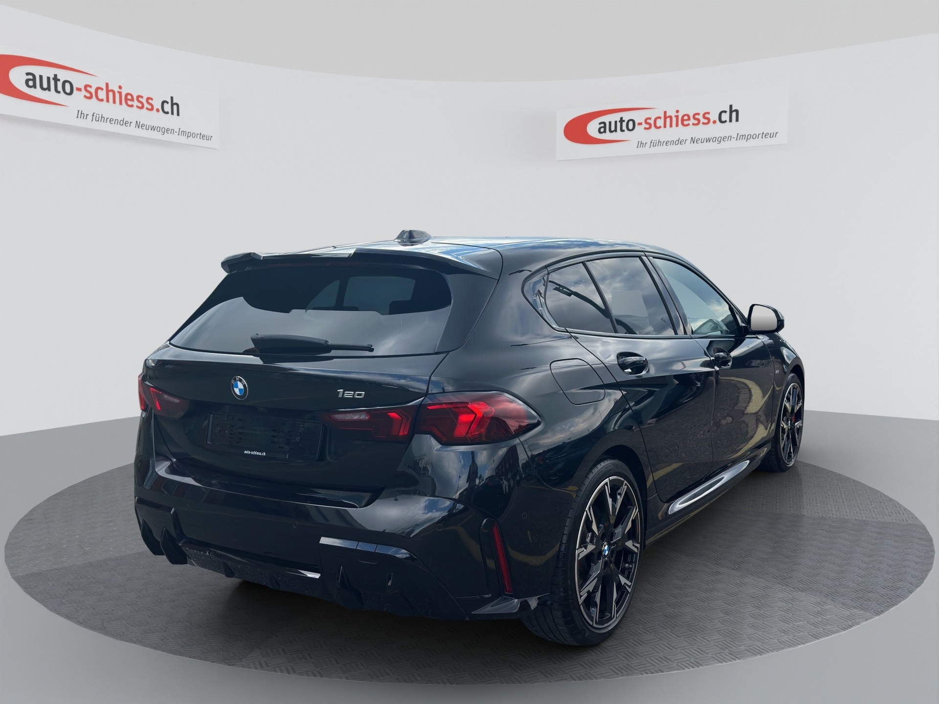 BMW 120 M Sport Pro Shadow Line Steptronic-image-4
