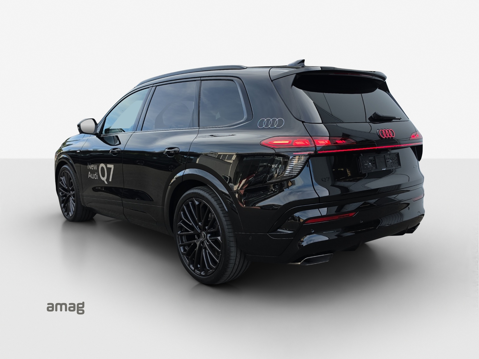 AUDI Q7 SUV TDI quattro 220 kW-image-2