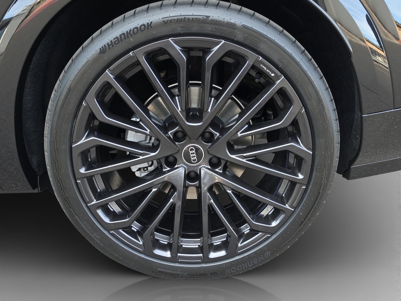 AUDI Q7 SUV TDI quattro 220 kW-image-13