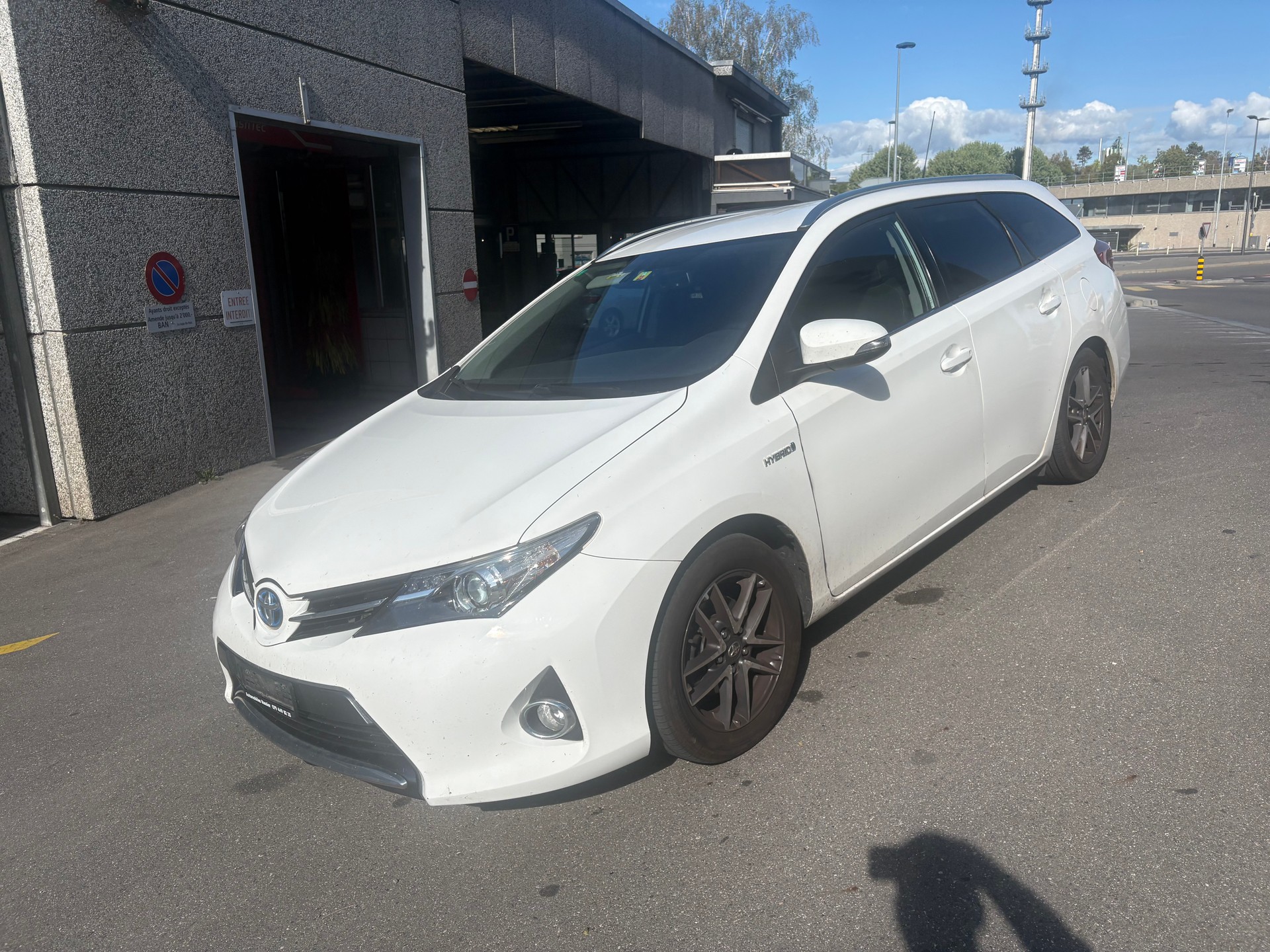 TOYOTA Auris Touring Sports 1.8 16V HSD Linea Trend-image-4