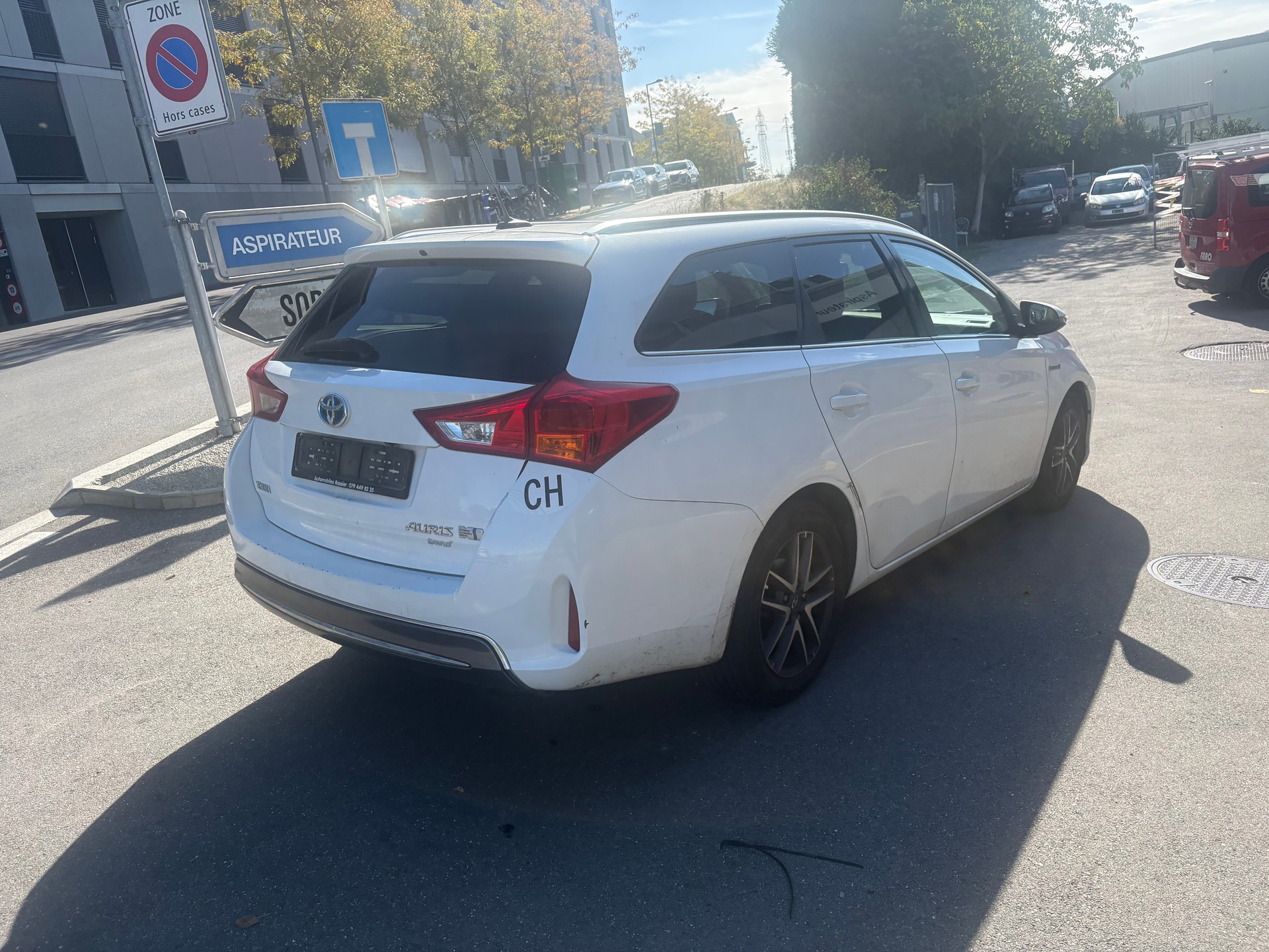 TOYOTA Auris Touring Sports 1.8 16V HSD Linea Trend-image-5