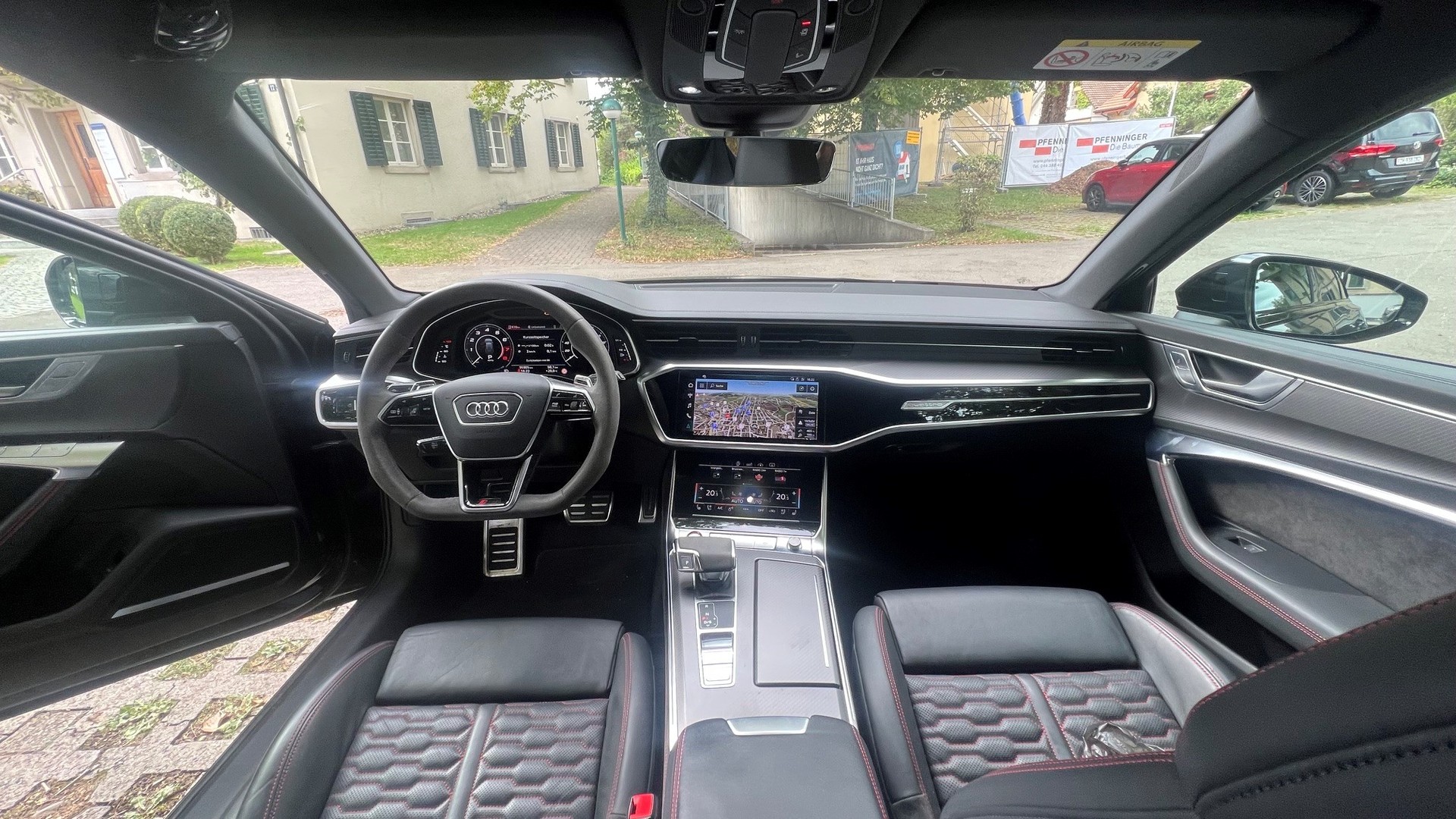 AUDI 4.0 V8 TFSI quattro T-Tronic-image-4