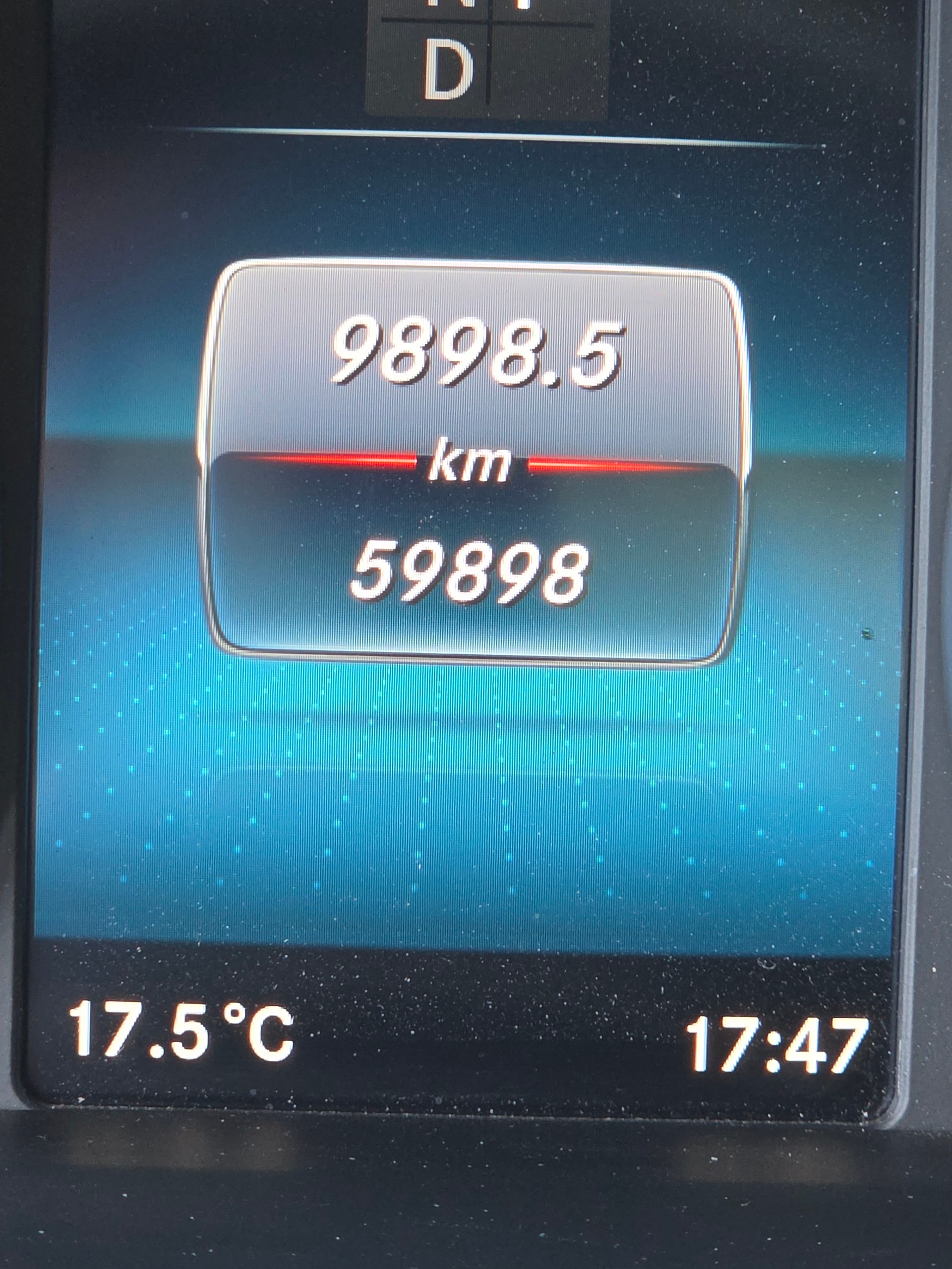 MERCEDES-BENZ V 250 d Trend lang-image-4
