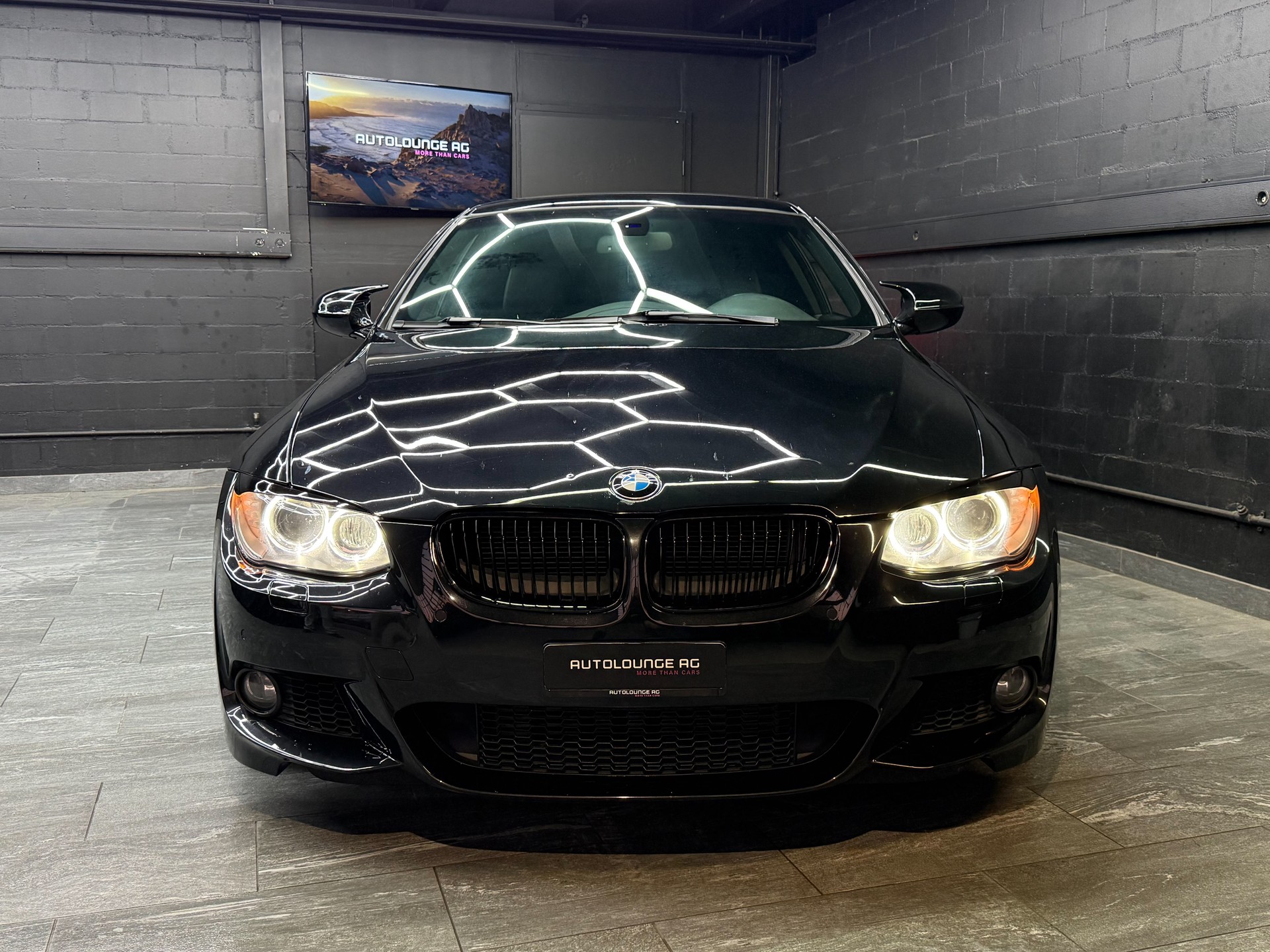 BMW 335i xDrive Coupé Steptronic-image-1