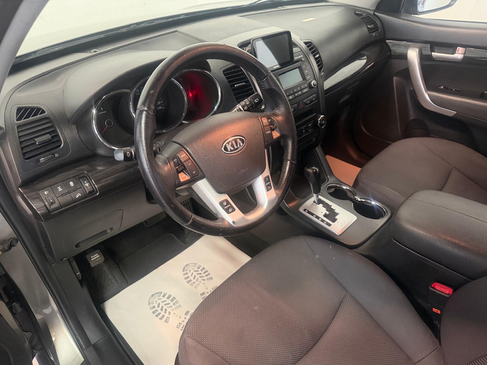 KIA Sorento 2.2 CRDI Trend Automatic-image-15