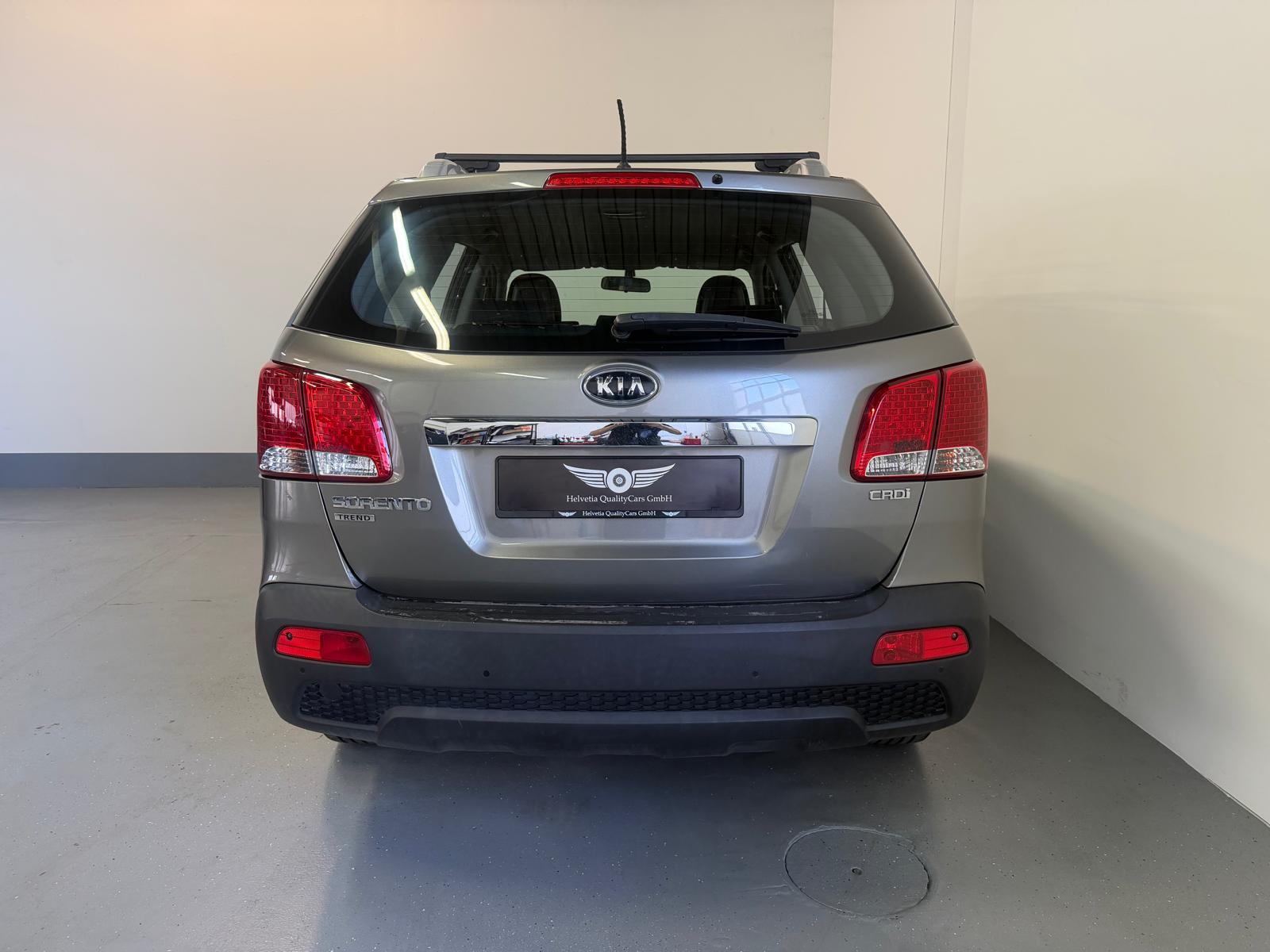 KIA Sorento 2.2 CRDI Trend Automatic-image-12